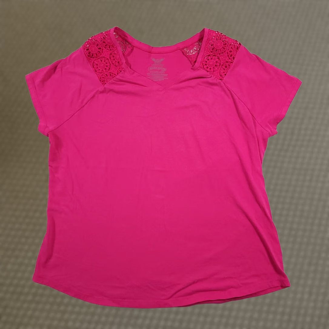 Faded Glory Faded Glory Shirt Women's Plus 2X Bright Pink Crochet Shoulder Short Sleeve Size XXL / US 16-18 / IT 52-54 - 1 Thumbnail