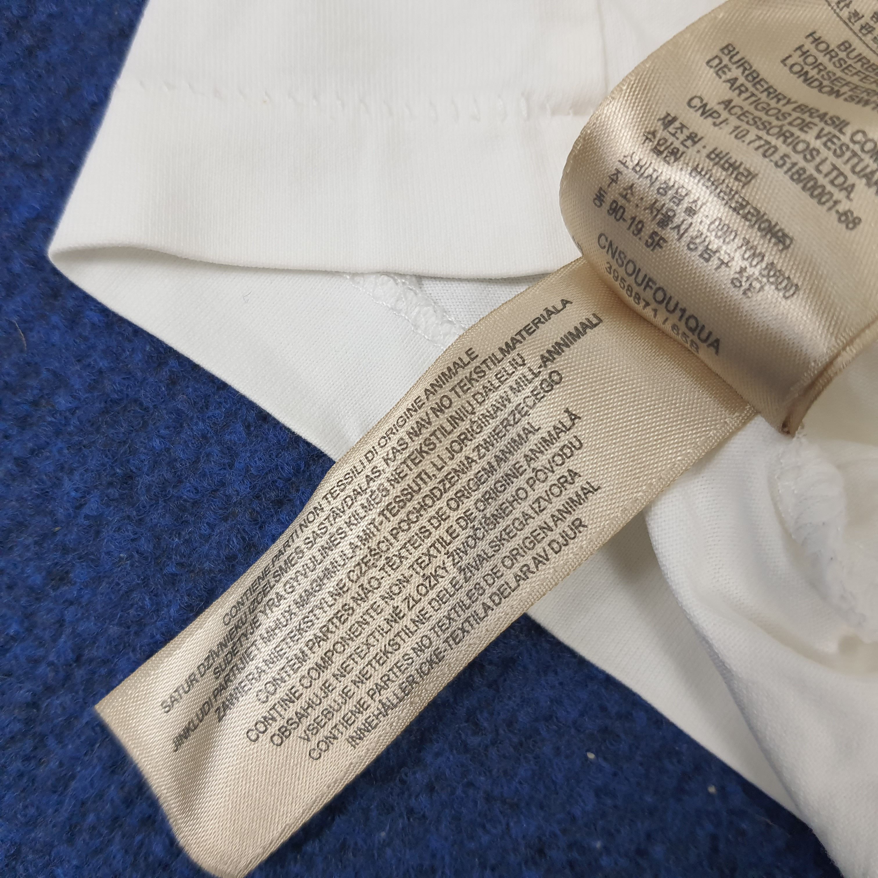 Burberry × Vintage Vintage Burberry London Custom Logo T-shirt Size US M / EU 48-50 / 2 - 13 Thumbnail