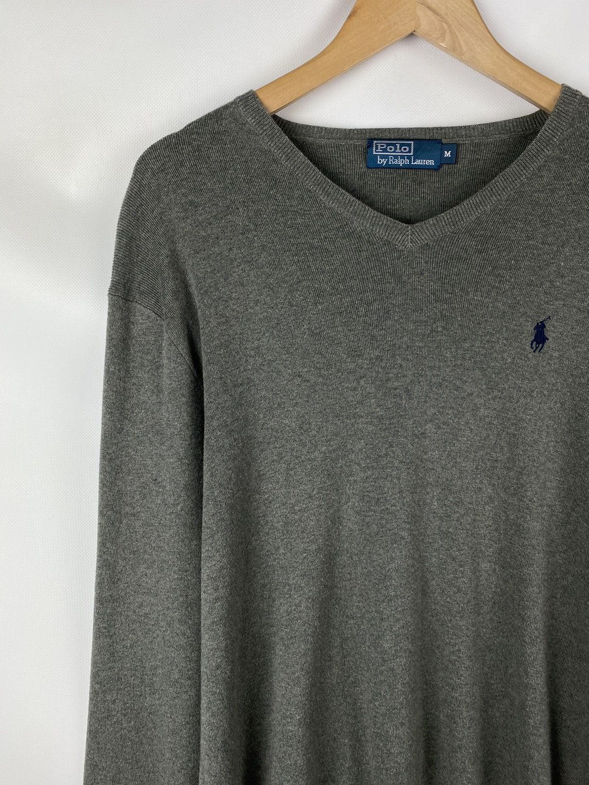 Vintage Polo by Ralph Lauren vintage men’s v-neck sweater pullover Size US M / EU 48-50 / 2 - 4 Thumbnail