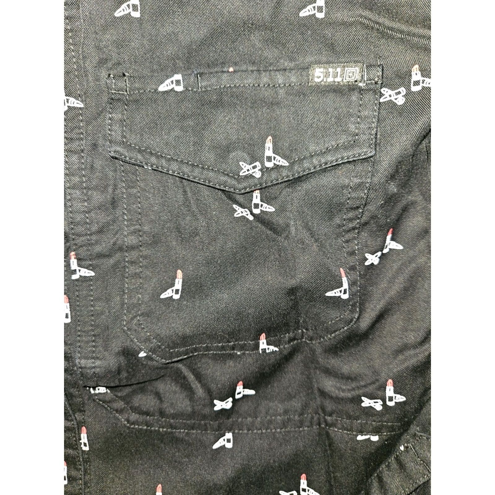 Vintage 5.11 Tactical Womens Large Black AOP Cosmetic Workwear Roll Tab Button Up Shirt Size L / US 10 / IT 46 - 6 Thumbnail