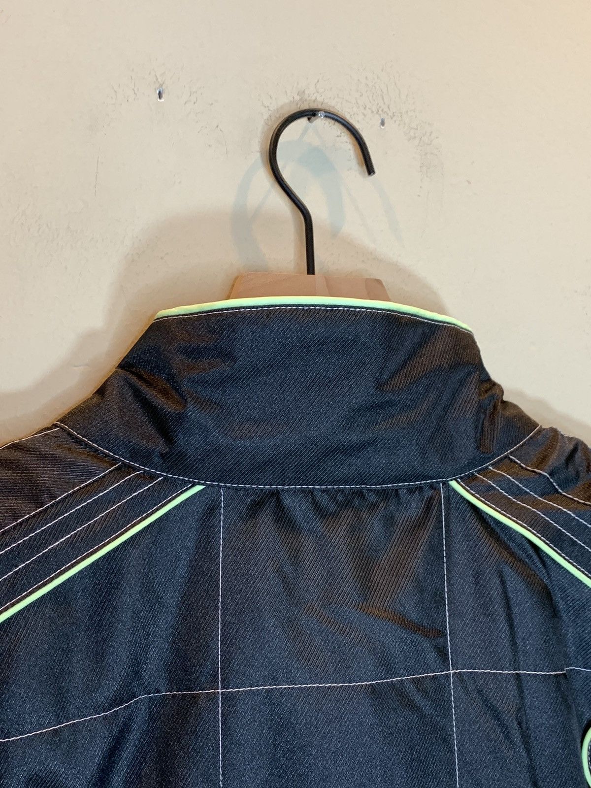 Formula 1 *RARE* New F1 Formula 1 Racing x Puma 75 Years Racing Jacket Size US M / EU 48-50 / 2 - 11 Thumbnail