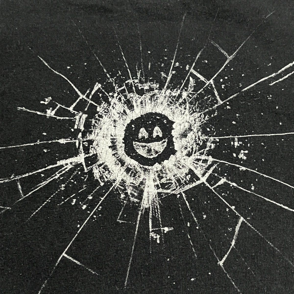 Other Black Mirror Cracked Screen T Shirt Size US S / EU 44-46 / 1 - 7 Thumbnail