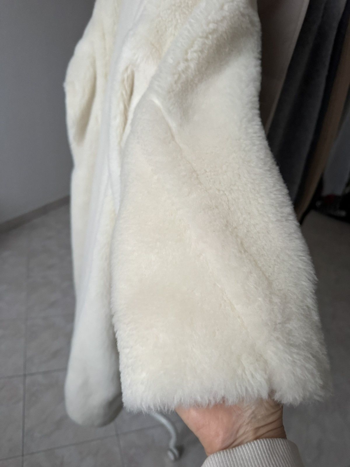 Max Mara Max Mara alpaca coat Teddy Size M / US 6-8 / IT 42-44 - 5 Thumbnail