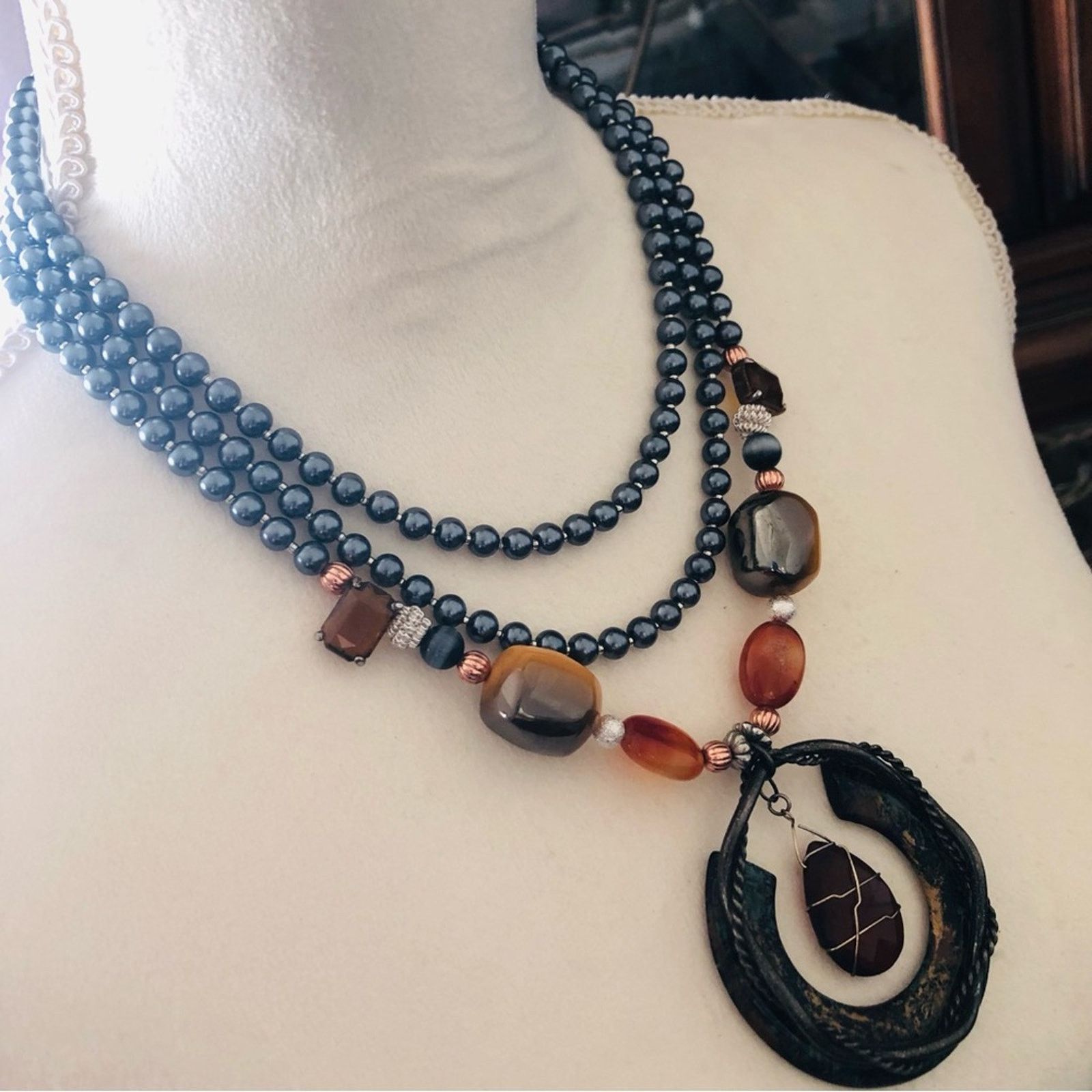 Handmade Handcrafted repurpose medieval gem glass Pearl necklac Size ONE SIZE - 4 Thumbnail
