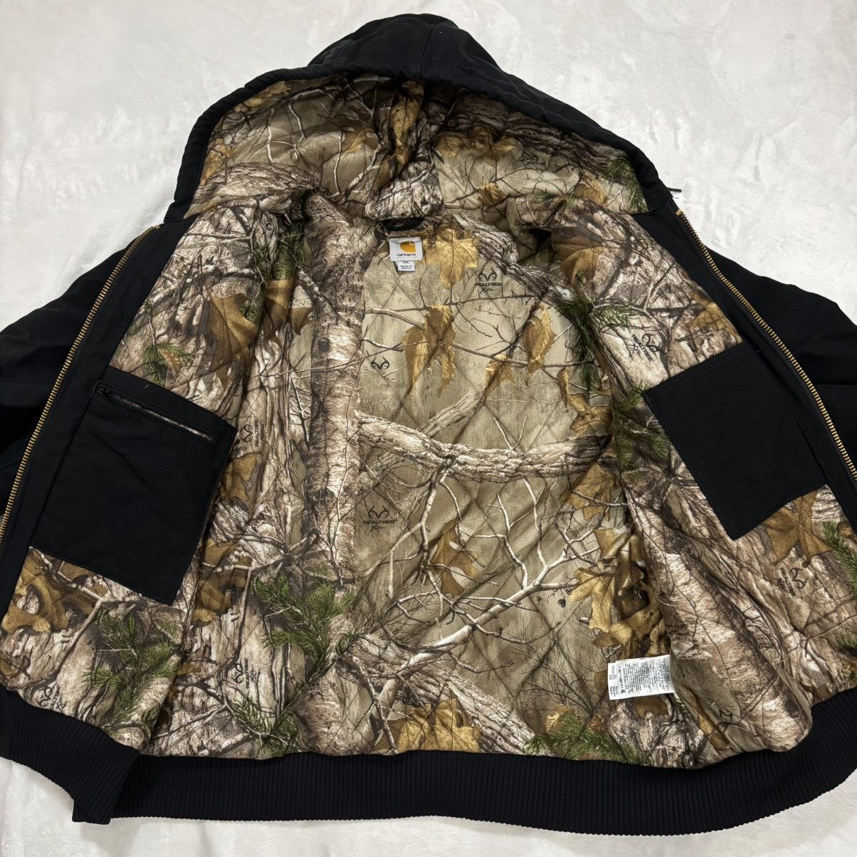 Carhartt Carhartt Active Jacket Realtree Camo Quilted Lined 2XL Black Size US XXL / EU 58 / 5 - 2 Thumbnail