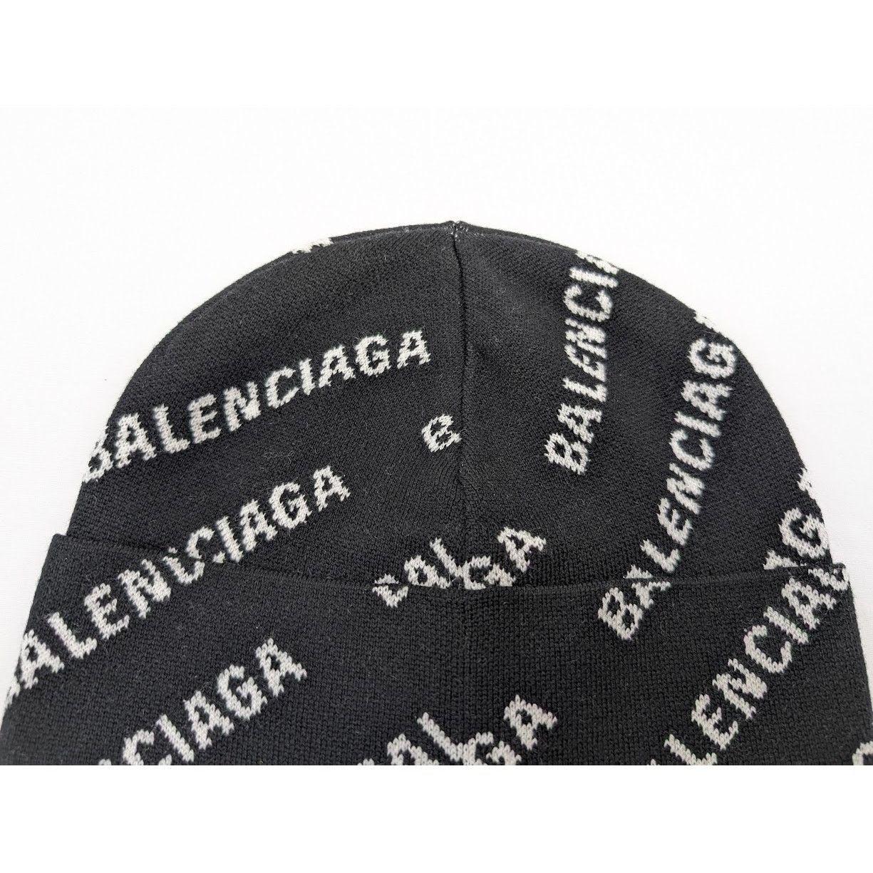Balenciaga o1rshd1 Q:2 / Size: OS / Logo Beanie Cap / Hat in Black Size ONE SIZE - 4 Thumbnail