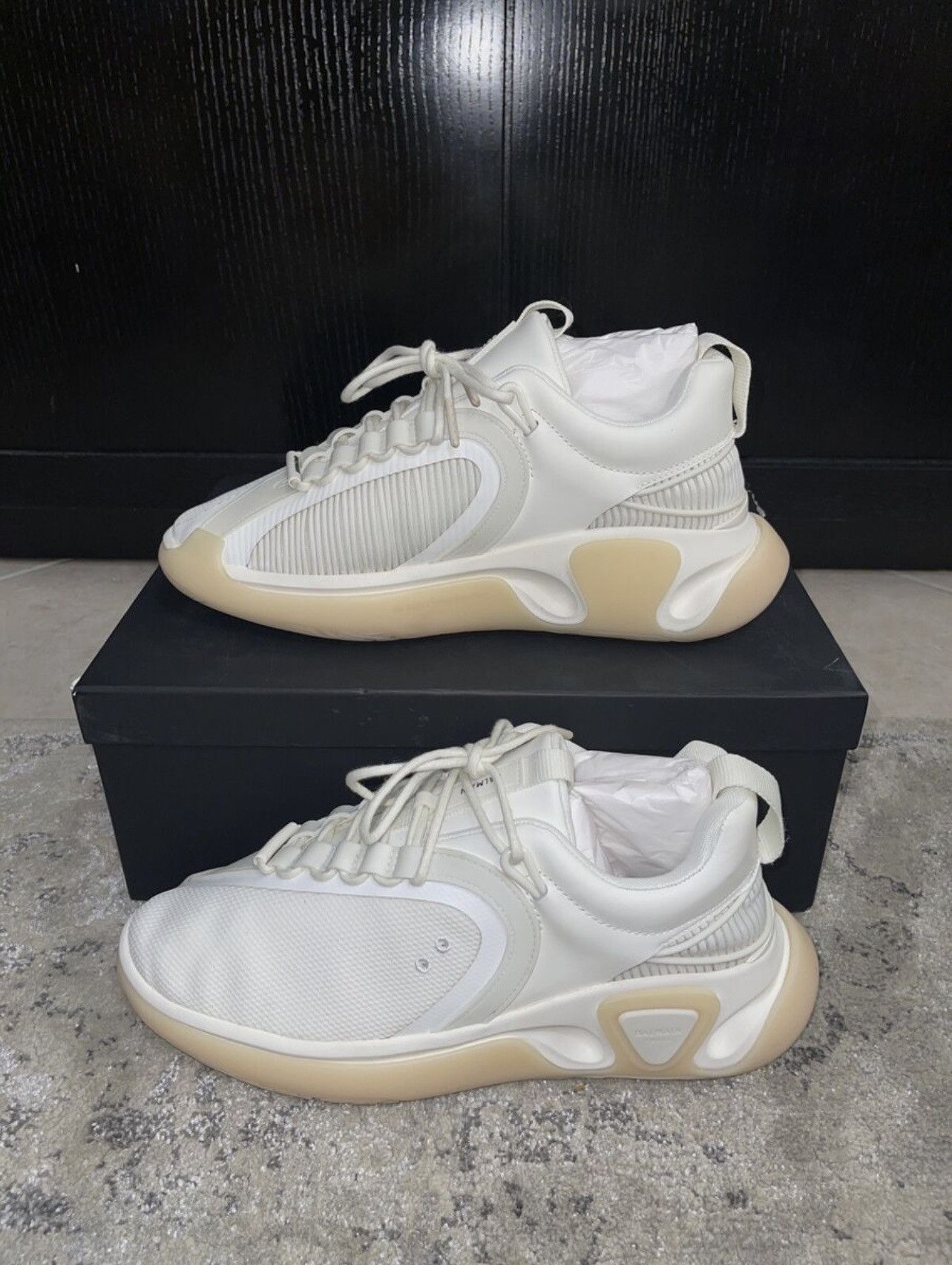 Balmain BALMAIN B RUNNER LOW. SIZE 45 / 12 US. WHITE BEIGE ROSE GOLD Size US 12 / EU 45 - 2 Thumbnail