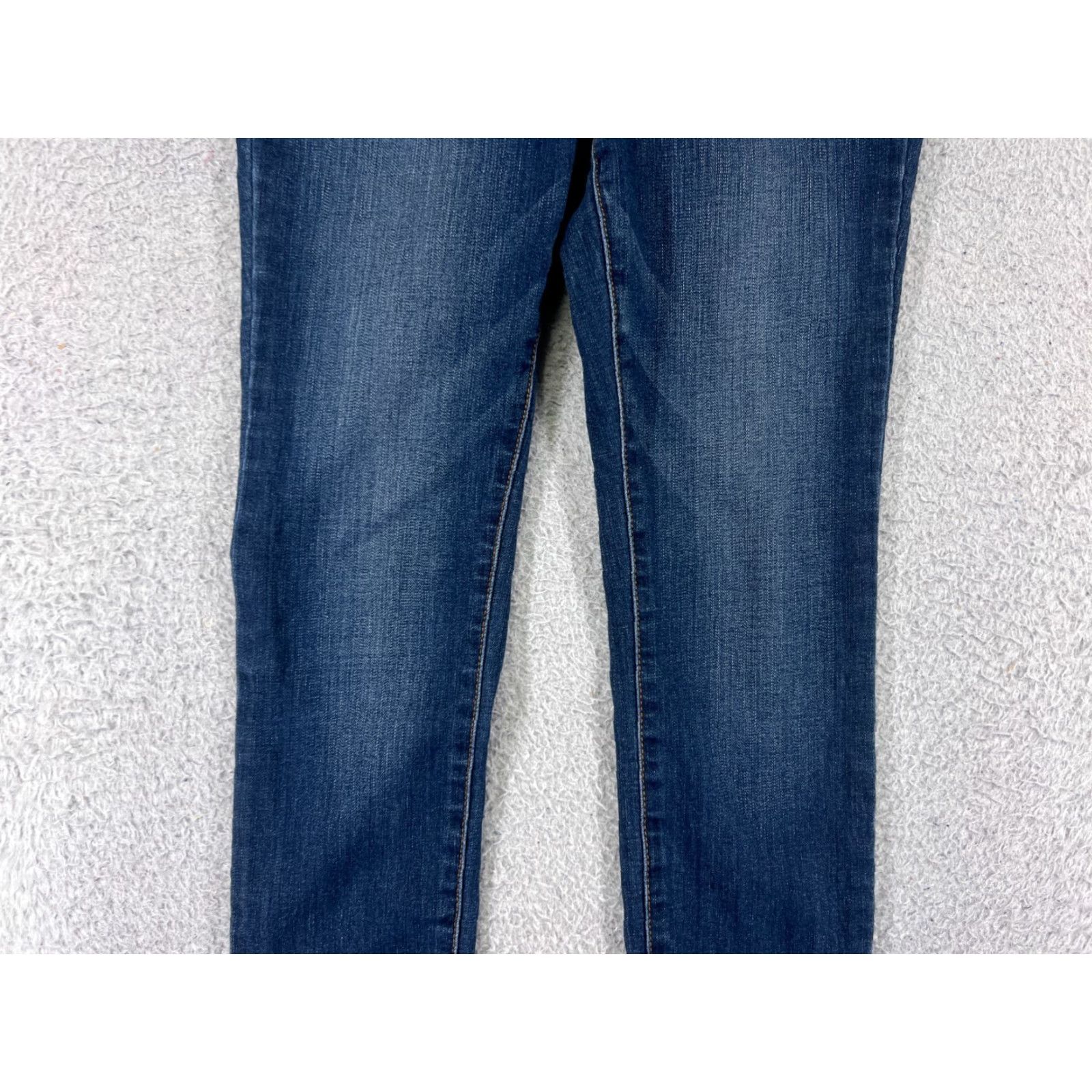 Jessica Simpson Jessica Simpson Jeans Womens 24 Blue Denim Ankle Slim Button Size 42" / US 20 - 7 Thumbnail