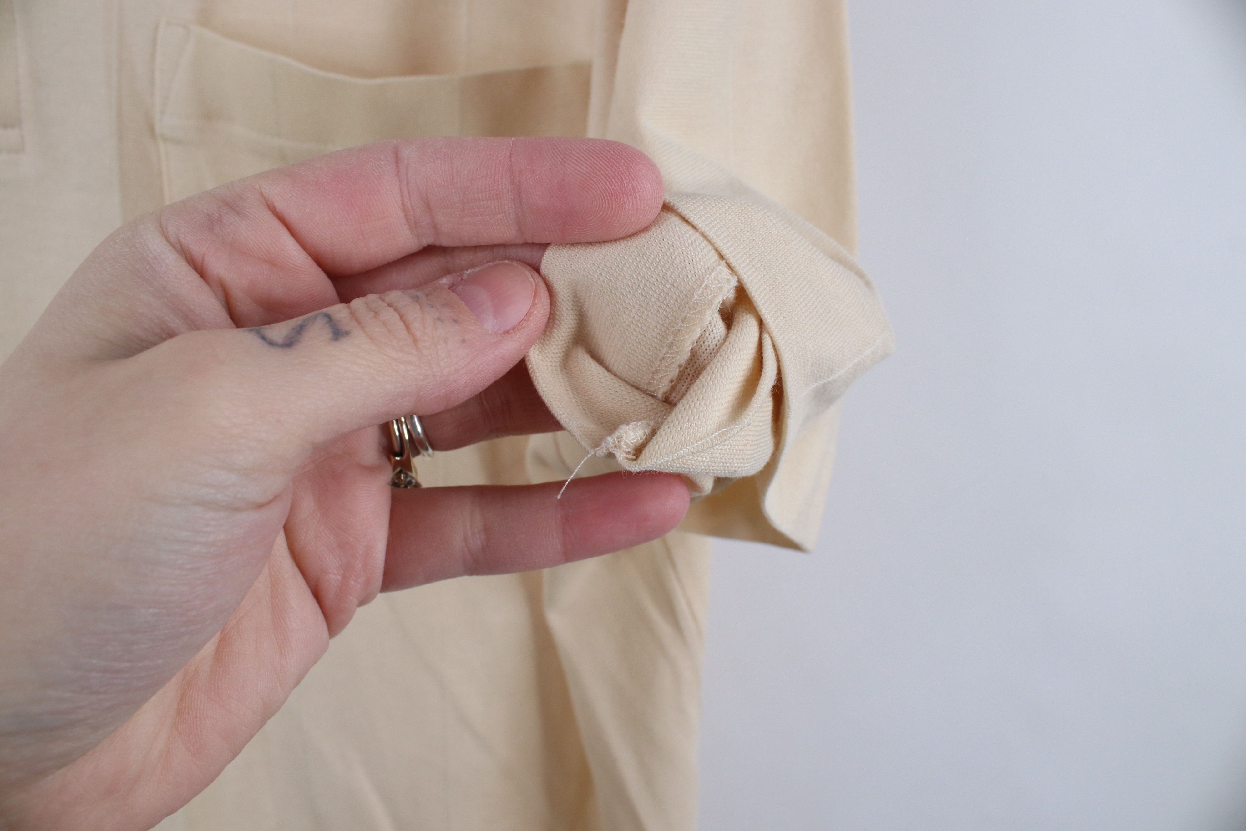 Vintage Vintage 80s 90s Streetwear Sheer Knit Polo Shirt Beige Size US L / EU 52-54 / 3 - 5 Thumbnail