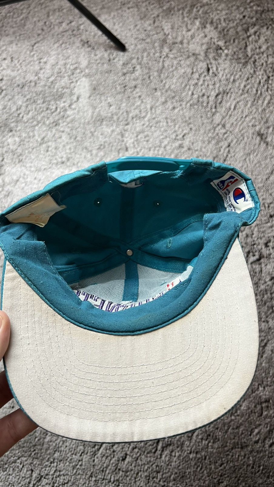 Champion VTG 90’s Charlotte Hornets NBA champion hat Size ONE SIZE - 4 Thumbnail