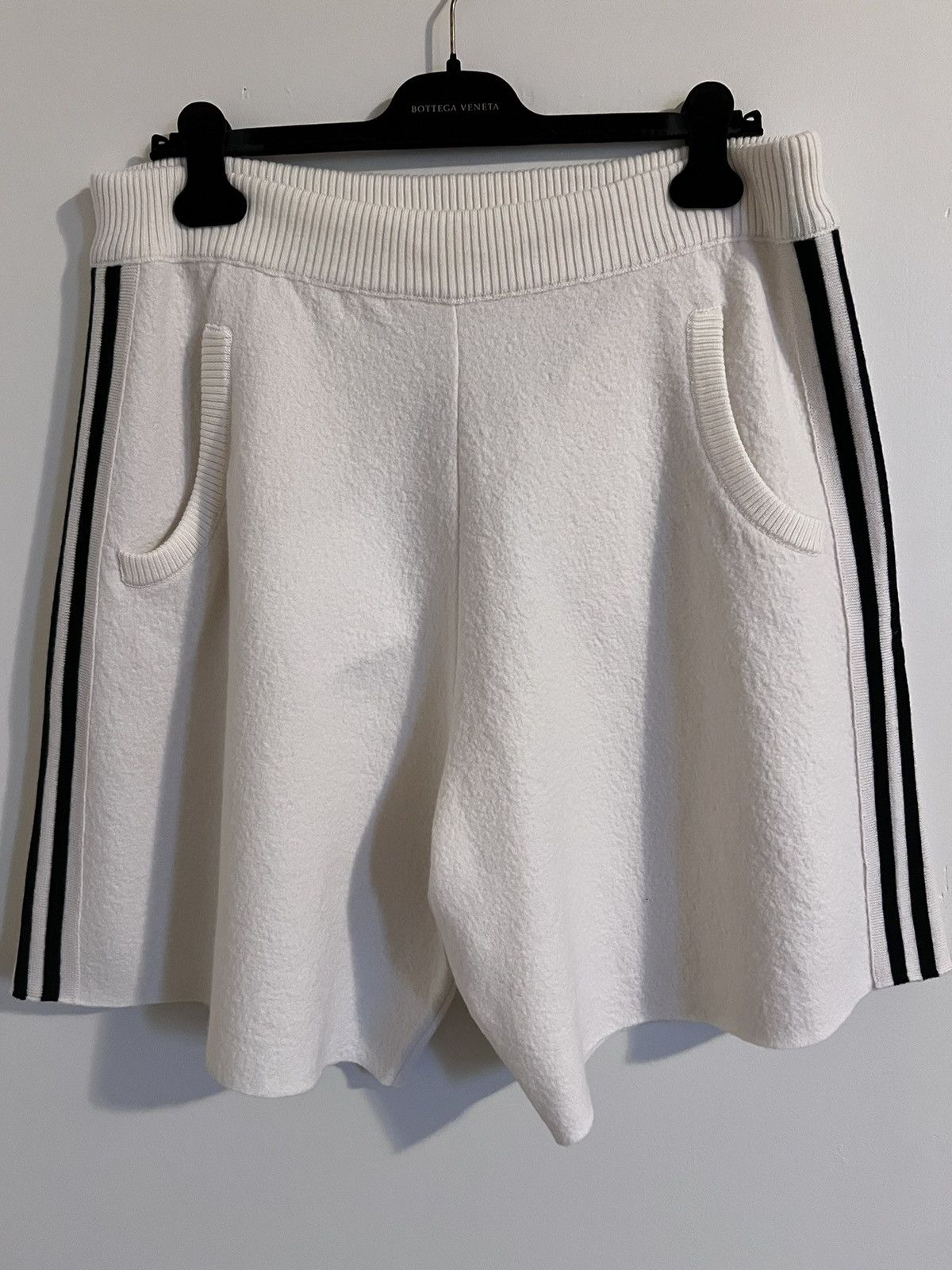 image of Maison Margiela $1.1K Line 10 Cream Wool-Felt Shorts, M (Us32–35 Waist), Men's (Size 34)