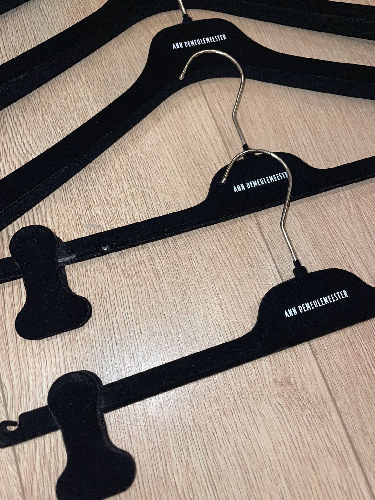 Ann Demeulemeester Set of 5 Ann Demeulemeester hangers Size ONE SIZE - 3 Thumbnail