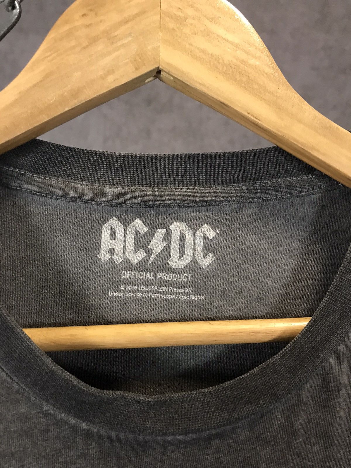 AC/DC × Band Tees AC/DC rock band tee Size US S / EU 44-46 / 1 - 4 Thumbnail