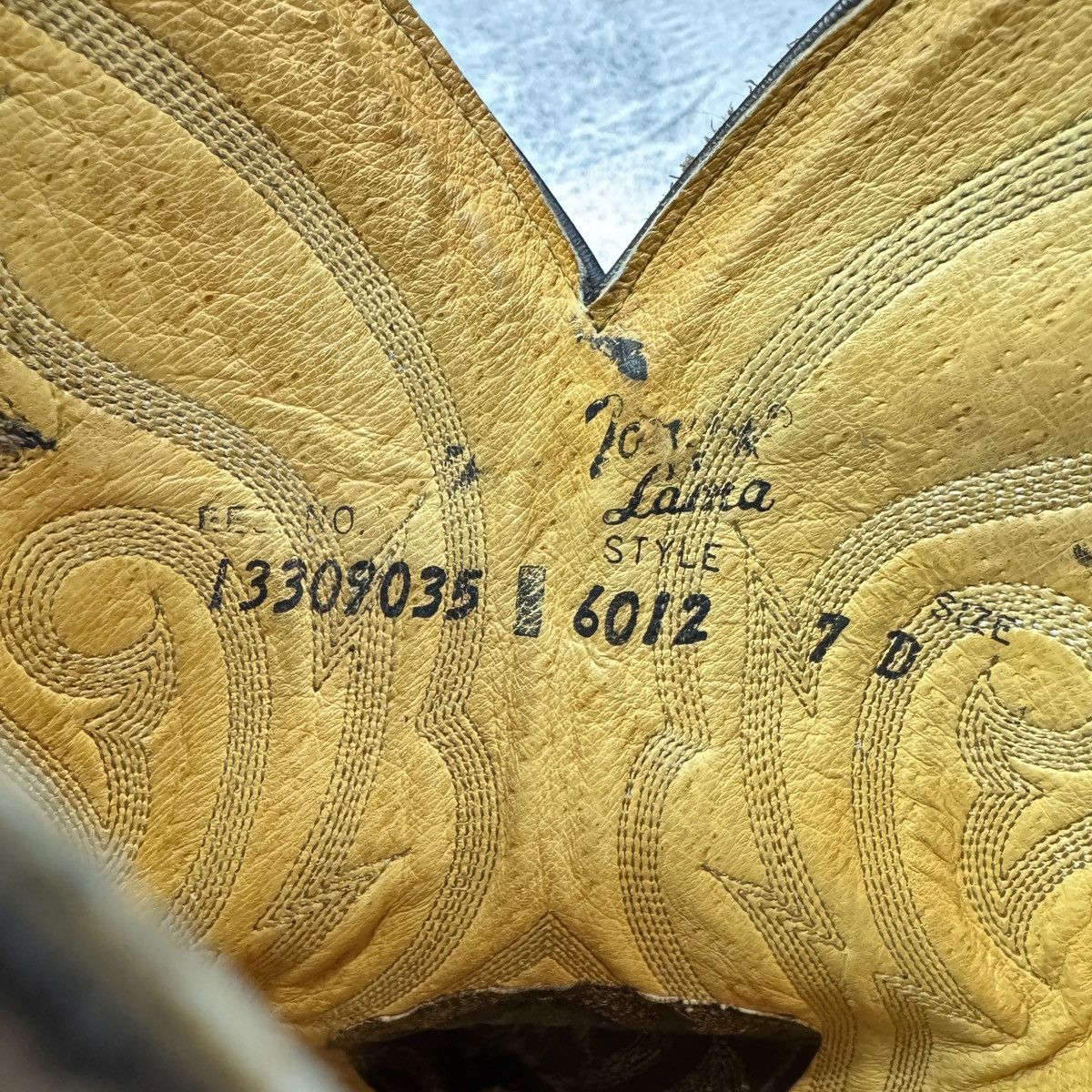 Cowboy Equipment × Handmade × Tony Lama Tony Lama Womens Cowgirl Western Boots US7 UK4 EU37 23cm Size US 7 / IT 37 - 13 Thumbnail