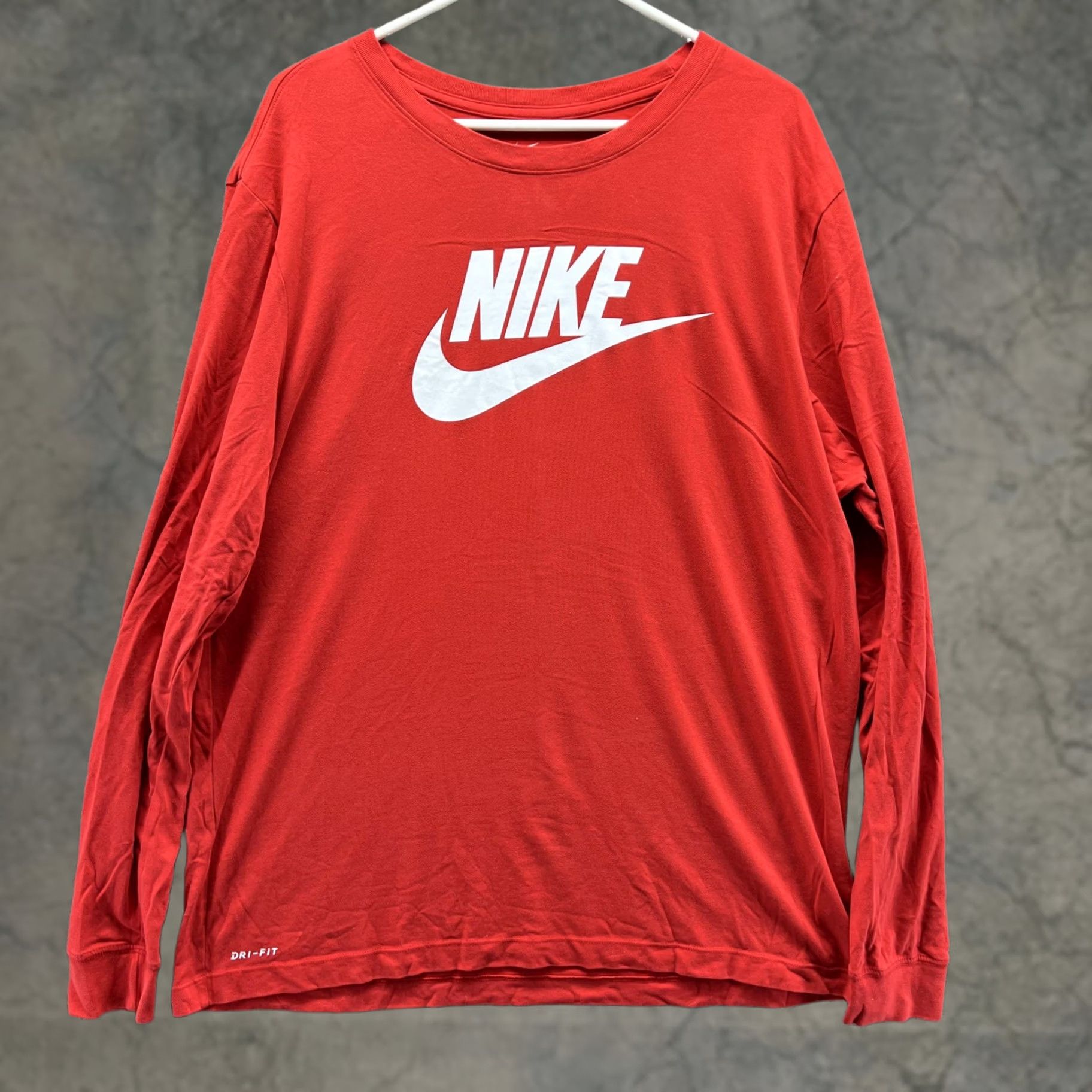 Nike Nike Dri-FIT Long Sleeve Tee Mens XL Red Logo Athletic Running Shirt Size US XL / EU 56 / 4 - 1 Thumbnail