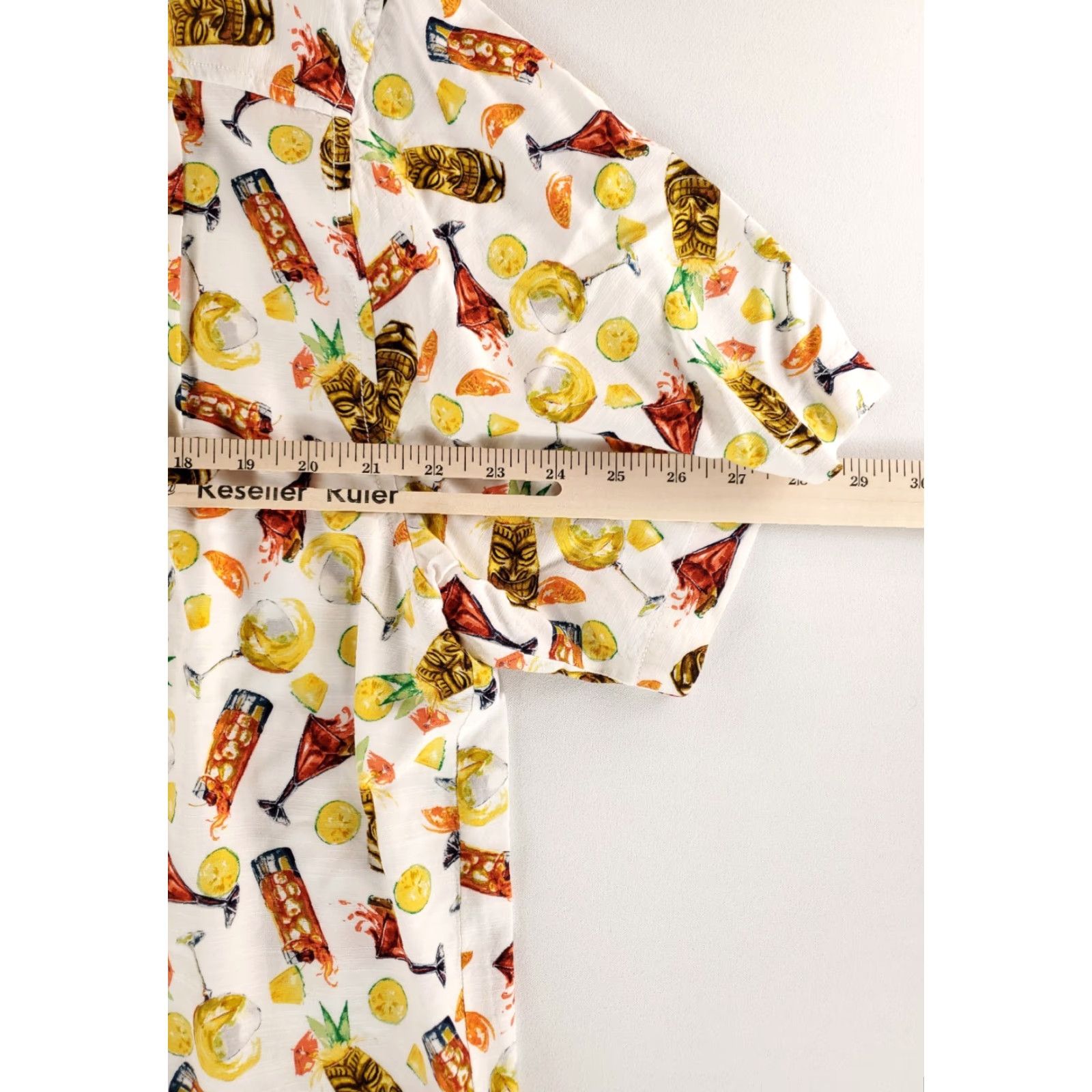 Tommy Bahama Tommy Bahama Veracruz Cay Button Up Hawaiian Shirt Tiki Cocktail White Mens XL Hawaiian Shirt Size US XL / EU 56 / 4 - 5 Thumbnail
