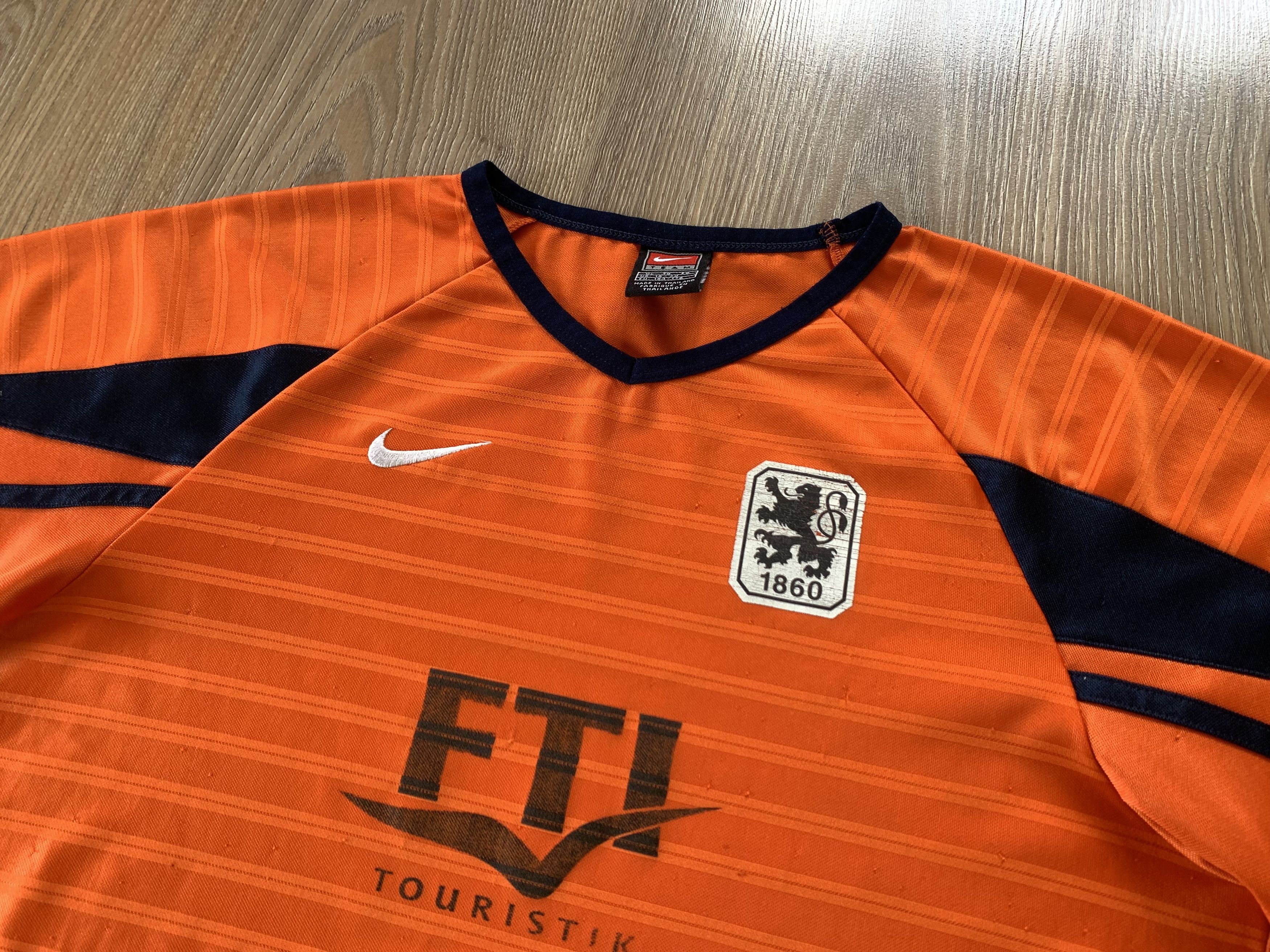 Nike × Vintage Vintage Nike 1860 Munich Away Shirt 2001-2002 Size US XL / EU 56 / 4 - 4 Thumbnail
