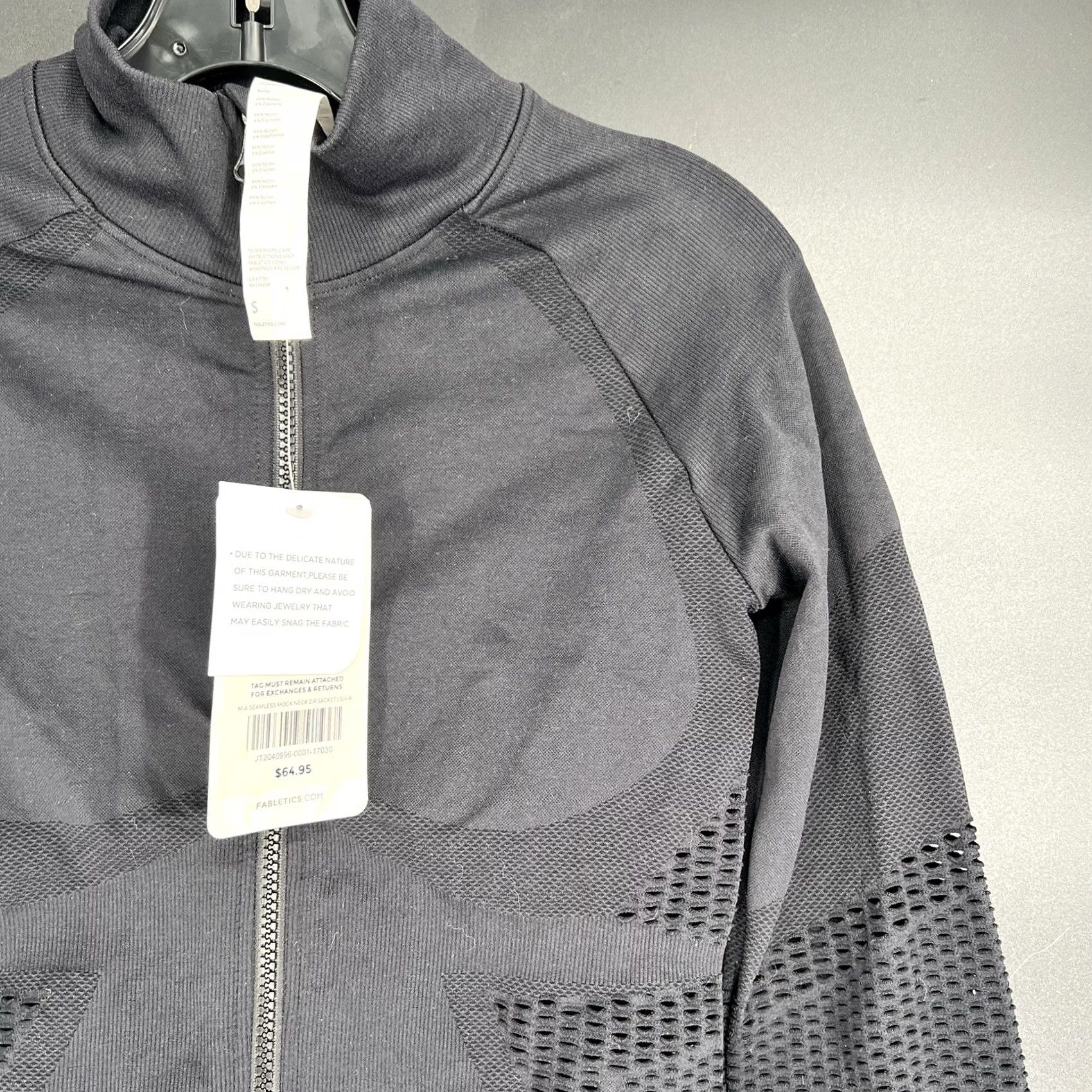 Fabletics Fabletics Women's Mia Mock Neck Jacket Zip Front Thumb Holes S Black Windbreaker Hooded Full Zip Packable Casual Travel Size S / US 4 / IT 40 - 3 Thumbnail