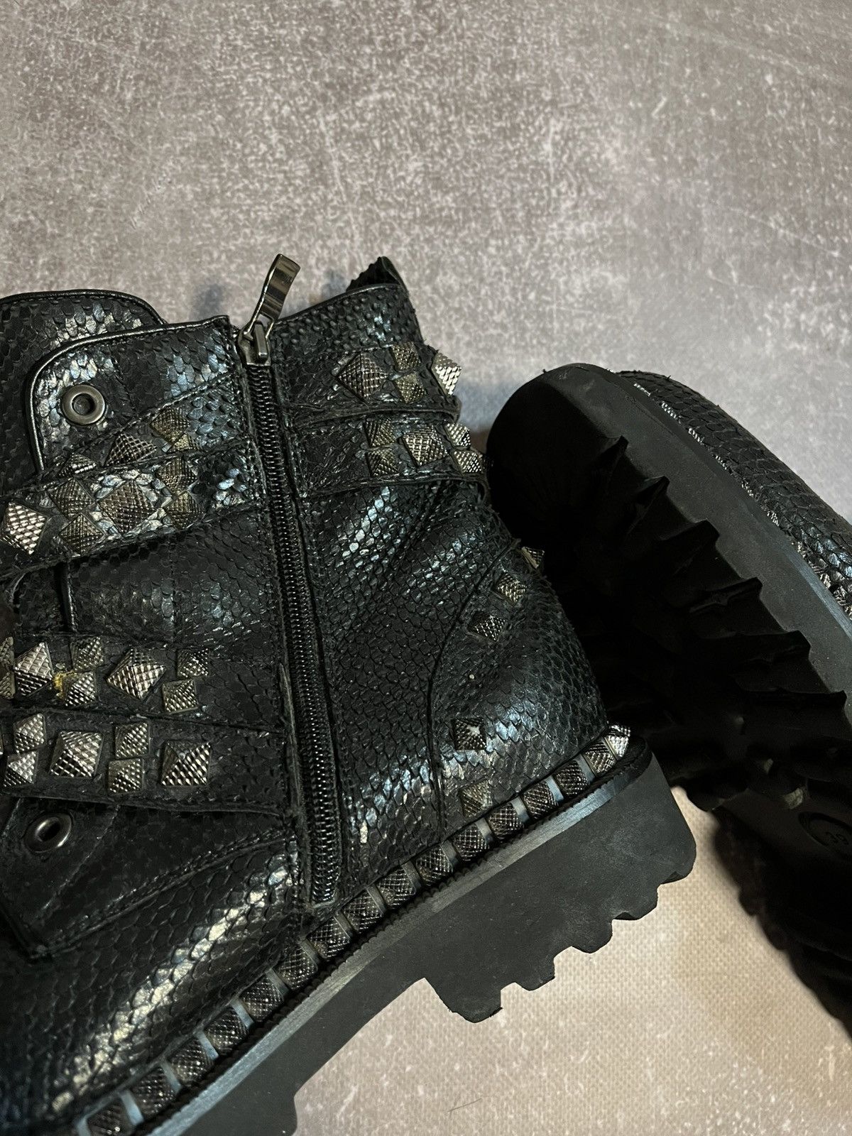 A.S.98 RARE Strap Studded Like AS 98 Airstep Vintage Ankle Boots Size US 9 / IT 39 - 9 Thumbnail