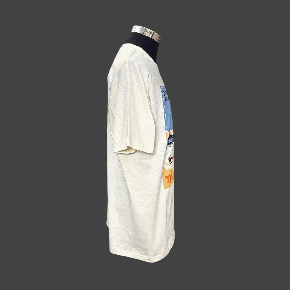 Other Licensed Men’s Vintage Style Dutton Ranch T-Shirt Sz L Size US L / EU 52-54 / 3 - 8 Thumbnail
