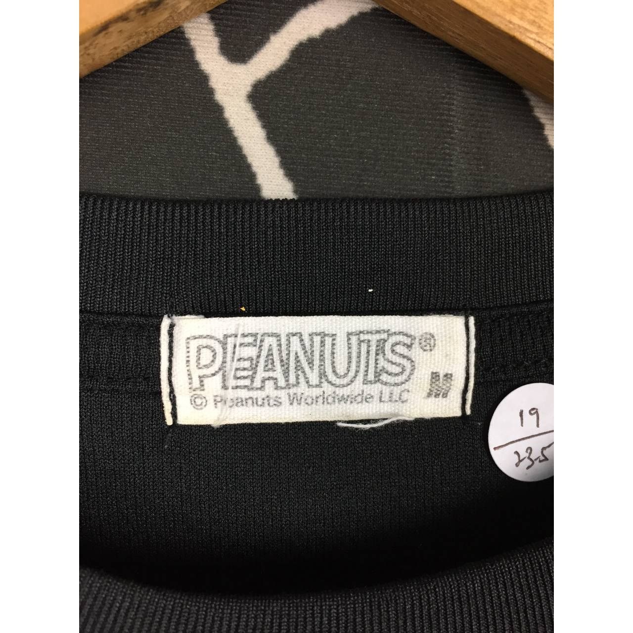 Cartoon Network × Peanuts Peanuts Worldwide 1950 Snoopy Play Ball Activewear Tee Size US M / EU 48-50 / 2 - 9 Thumbnail
