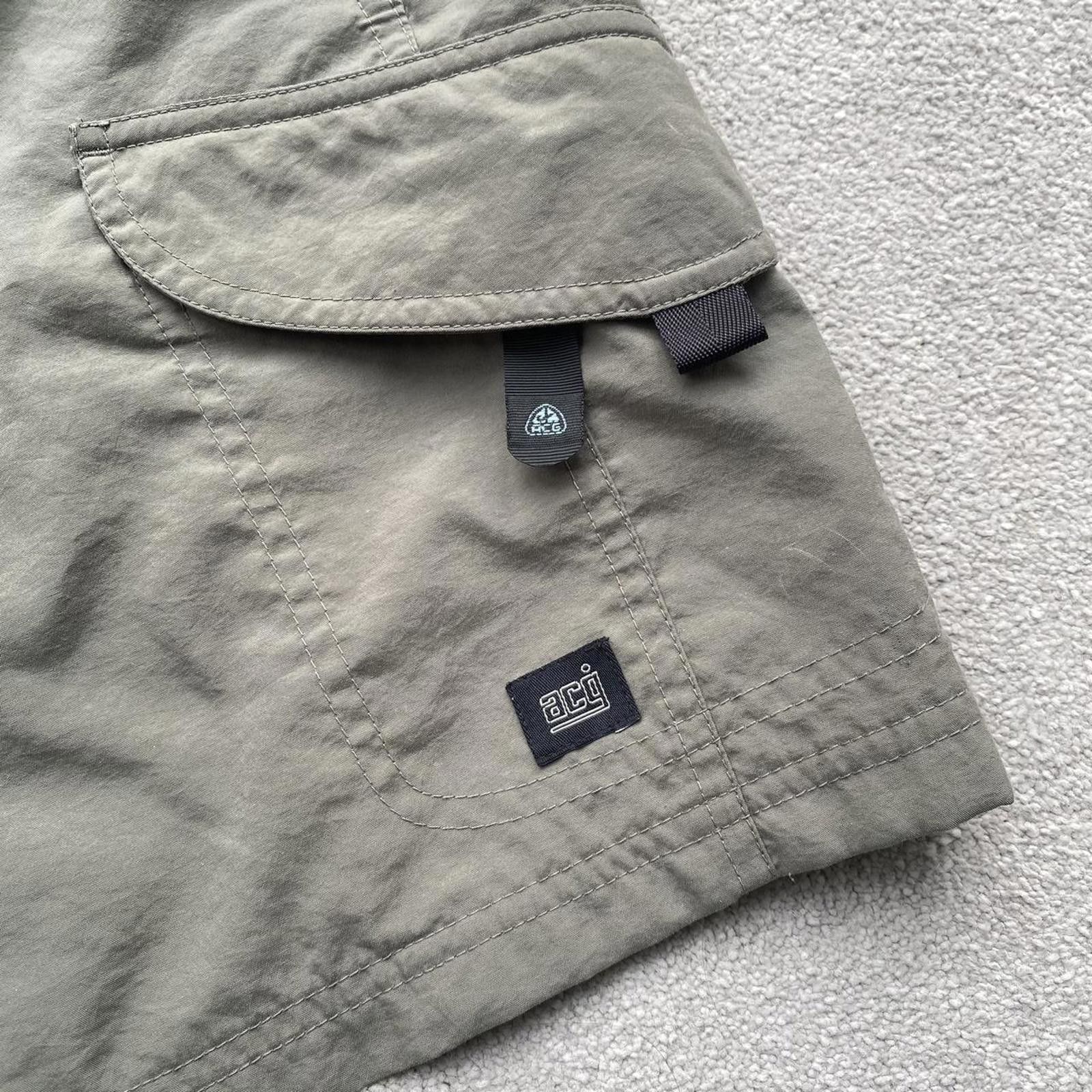 Nike ACG Nike ACG Tactical Utility Vintage Cargo Shorts Size US 30 / EU 46 - 3 Thumbnail