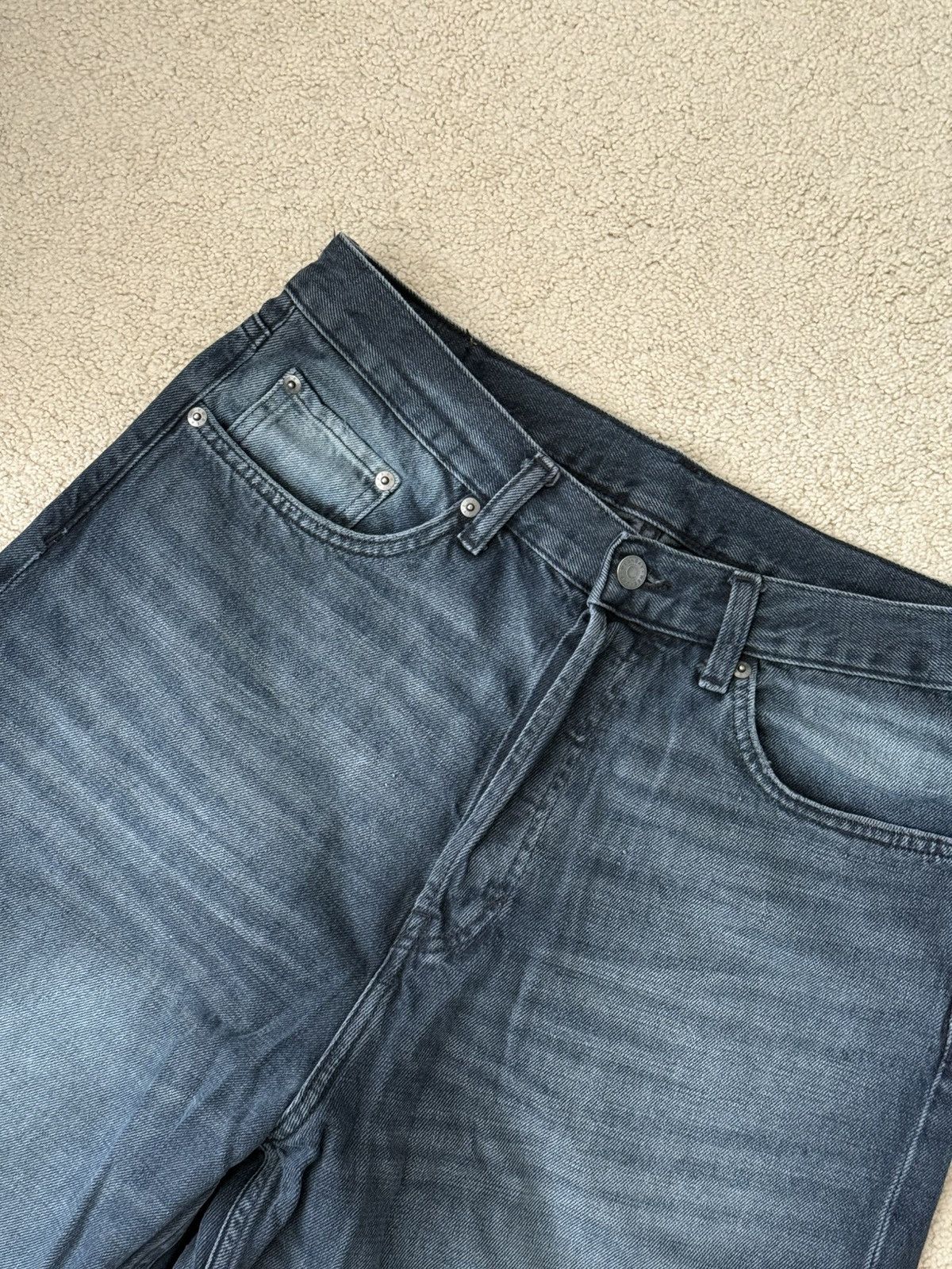 Weekday Weekday Astro low rise loose fit baggy streaky blue wash Size US 30 / EU 46 - 2 Thumbnail