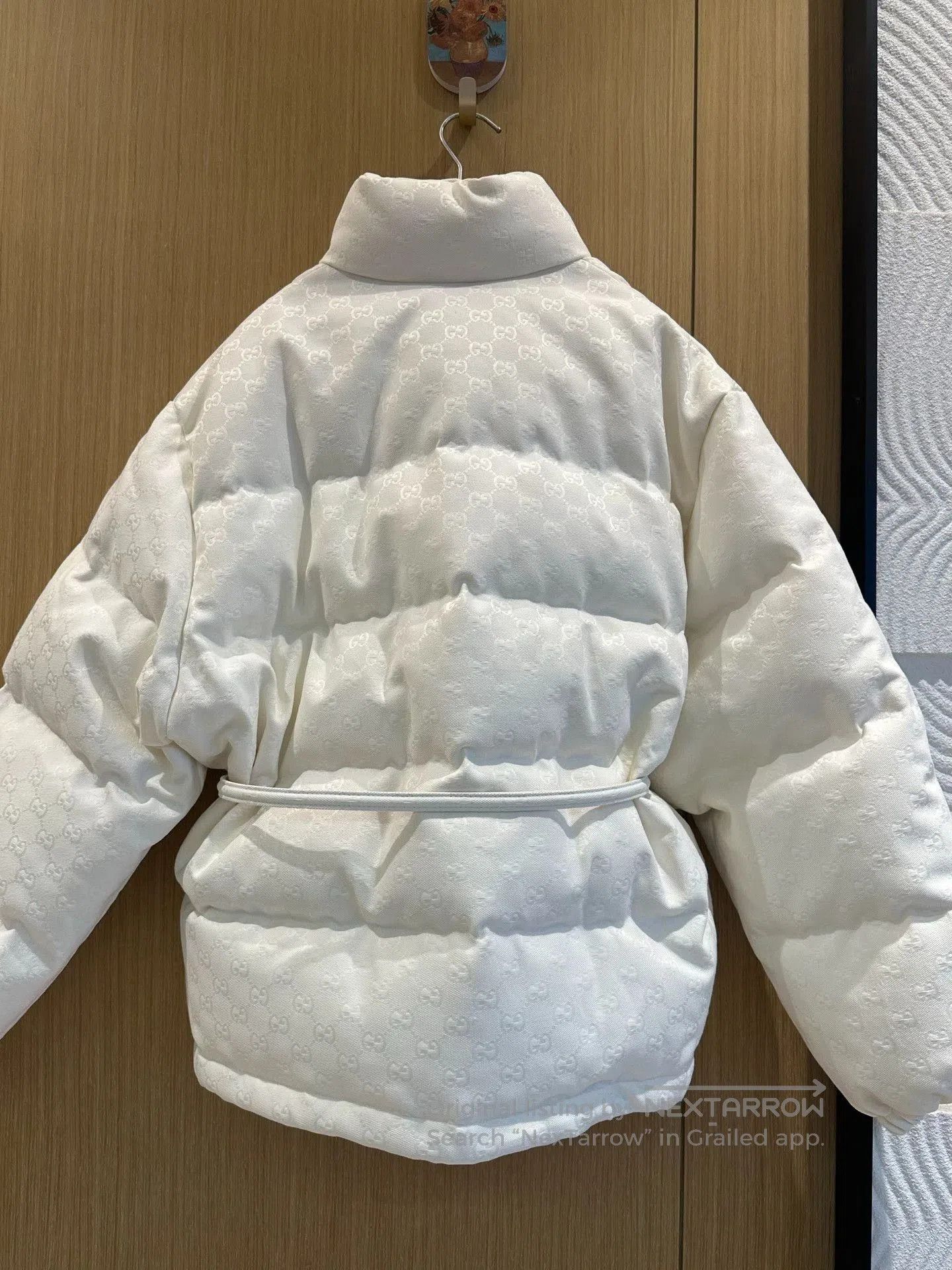Gucci Gucci White Full Logo Down Jacket. Size M / US 6-8 / IT 42-44 - 3 Thumbnail