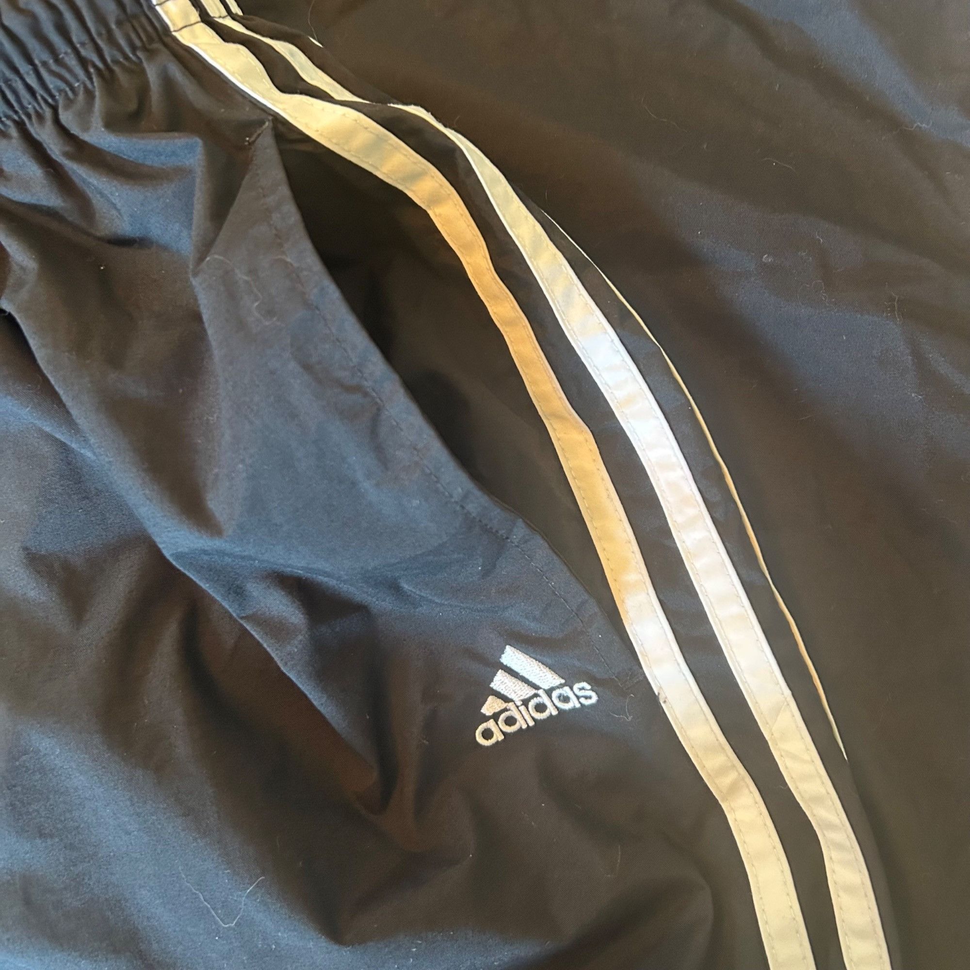 Adidas Vintage Adidas Fully Lined Y2K Windbreaker Track Pants XL Size US 38 / EU 54 - 3 Thumbnail