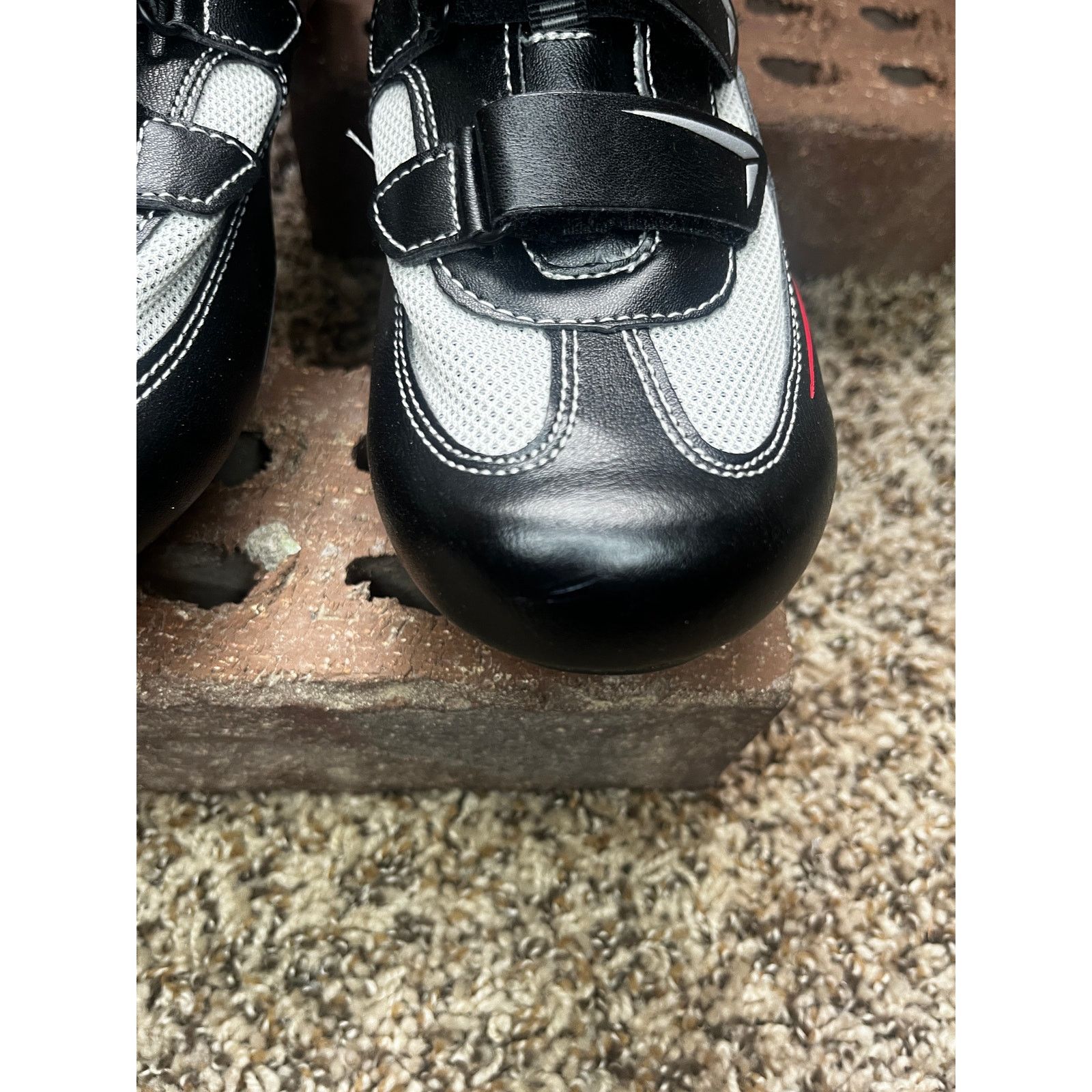 Other Outdoor Master Biker Cycling Shoes with Cleats Black/Red 42 Size US 10.5 / IT 40.5 - 5 Thumbnail