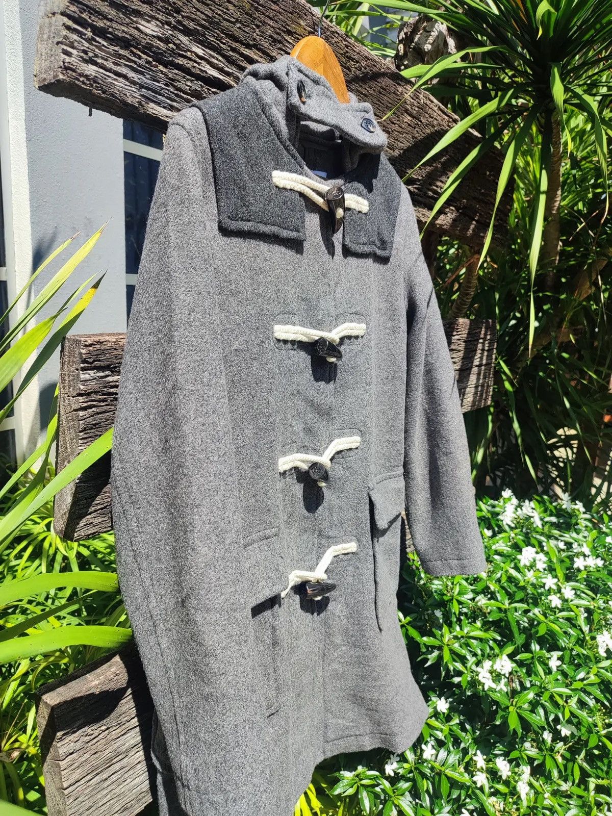 JW Anderson × Uniqlo Uniqlo x JW Anderson Wool Blend Duffle Coat (Grey) Size US M / EU 48-50 / 2 - 3 Thumbnail