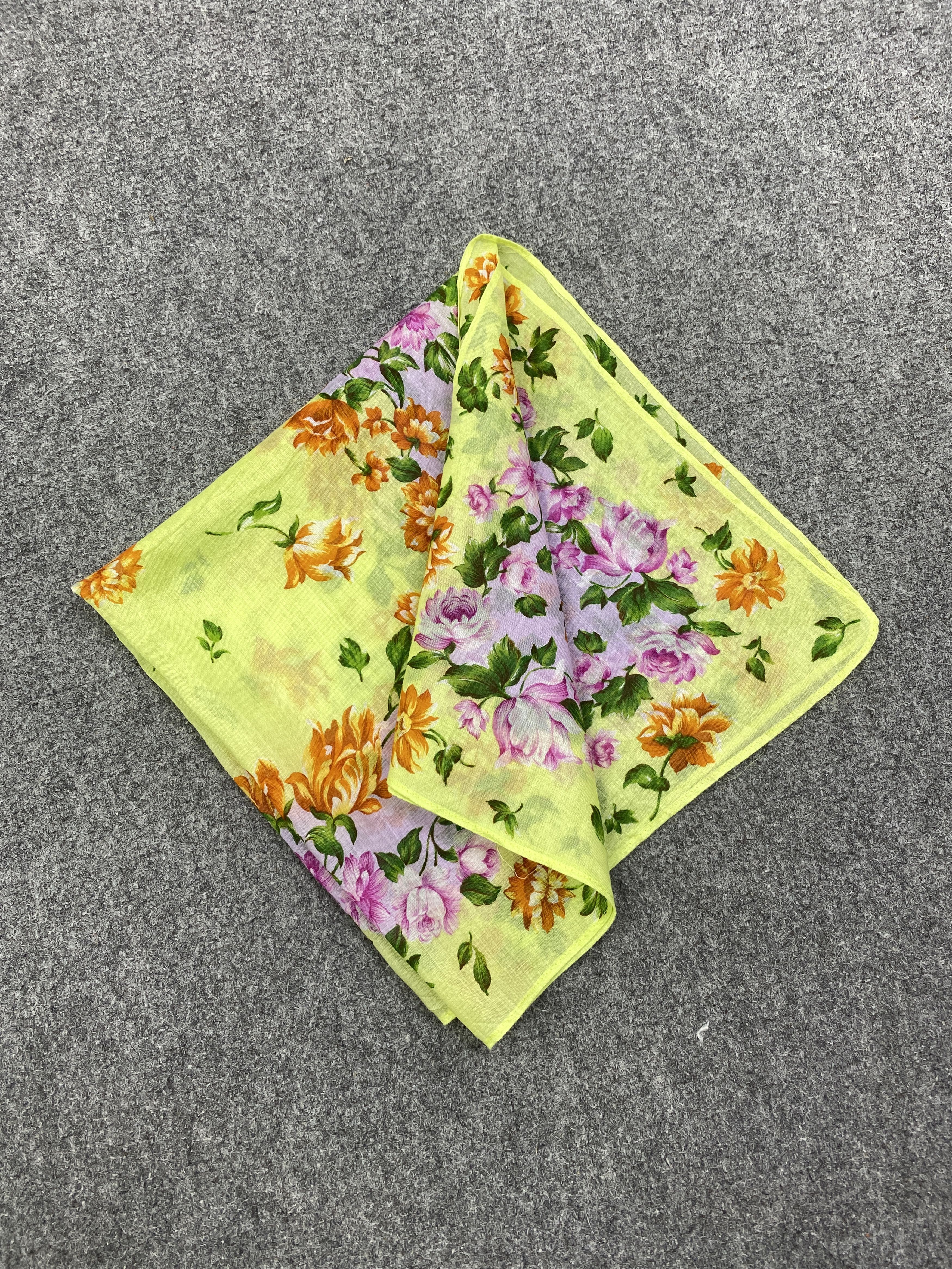 Kenzo Vintage Kenzo Handkerchief / Neckerchief HKC0976 Size ONE SIZE - 3 Thumbnail
