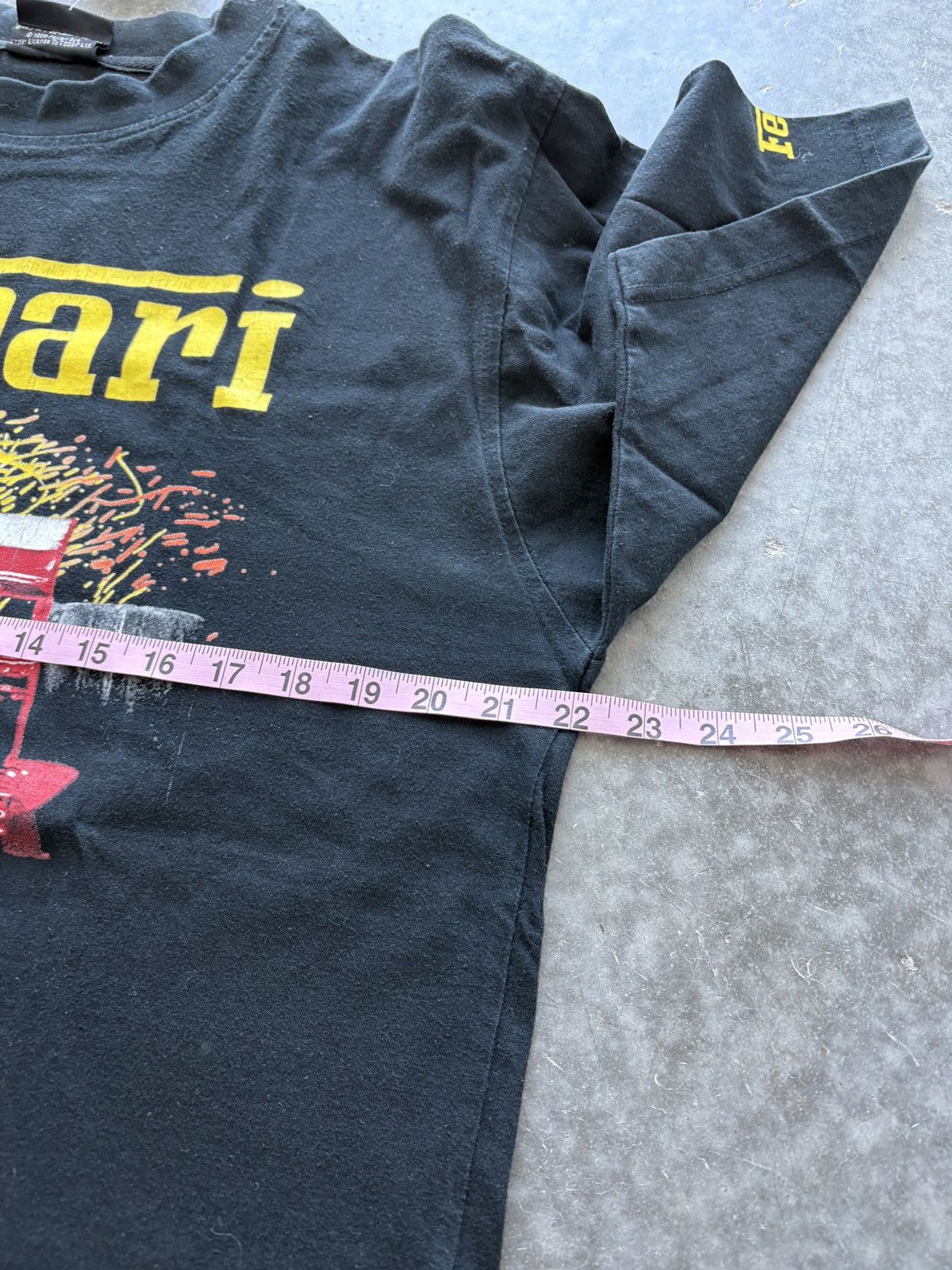 Ferrari Vintage 90s Ferrari F1 Graphic Tee Size US L / EU 52-54 / 3 - 6 Thumbnail