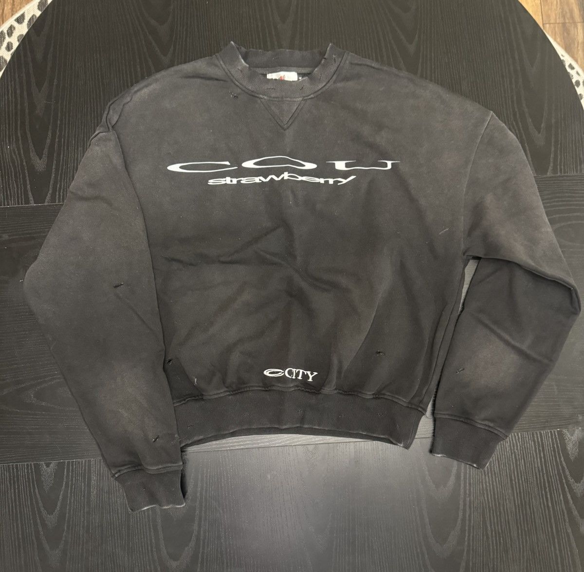 Other Cityofus “COU Strawberry” Crewneck Sweatshirt Size US M / EU 48-50 / 2 - 2 Thumbnail