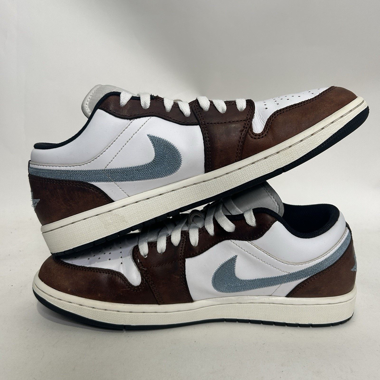 Jordan Brand Nike Air Jordan Retro 1 Low SE “White Blue Grey Brown” Size US 10 / EU 43 - 3 Thumbnail