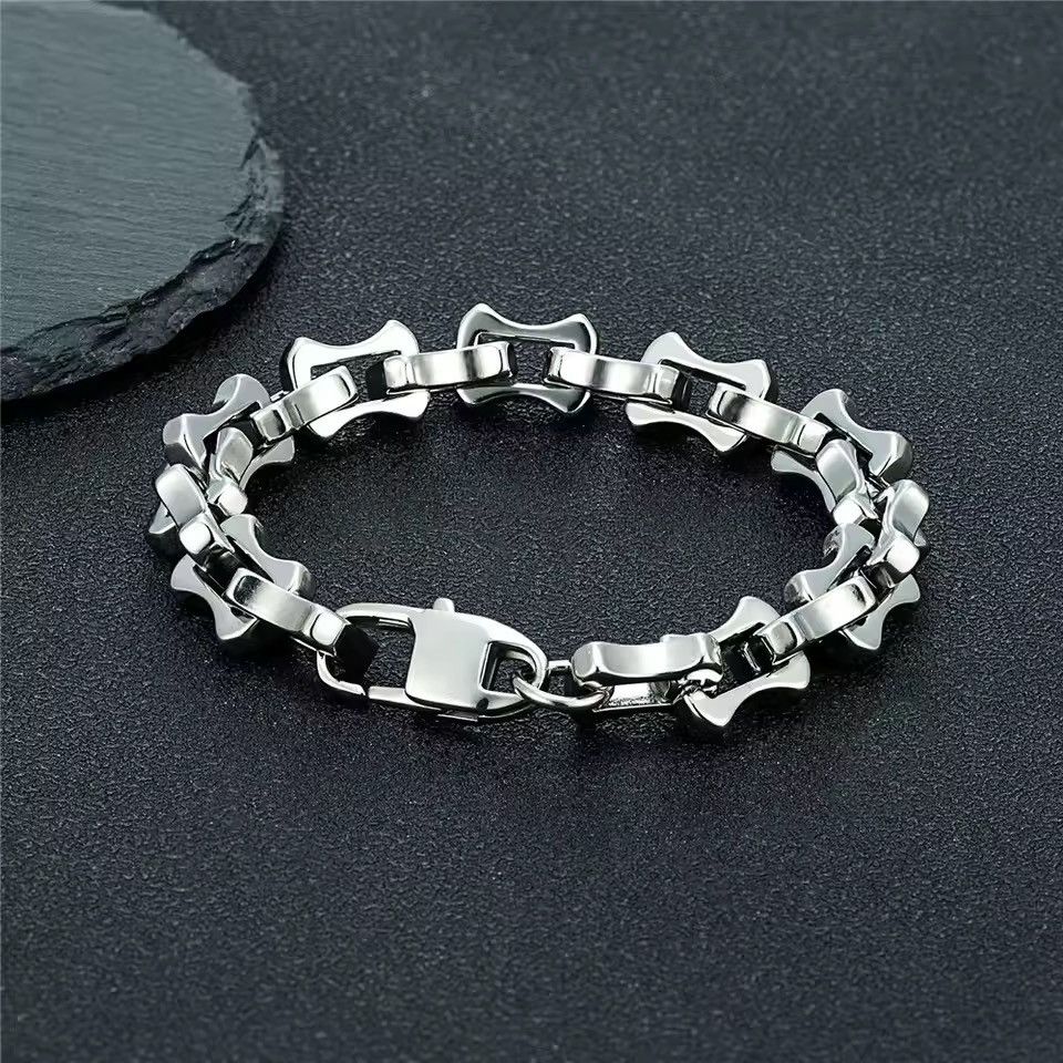 Japanese Brand 19 Cm Industrial Steel "Bones" Chain Bracelet Size ONE SIZE - 4 Thumbnail