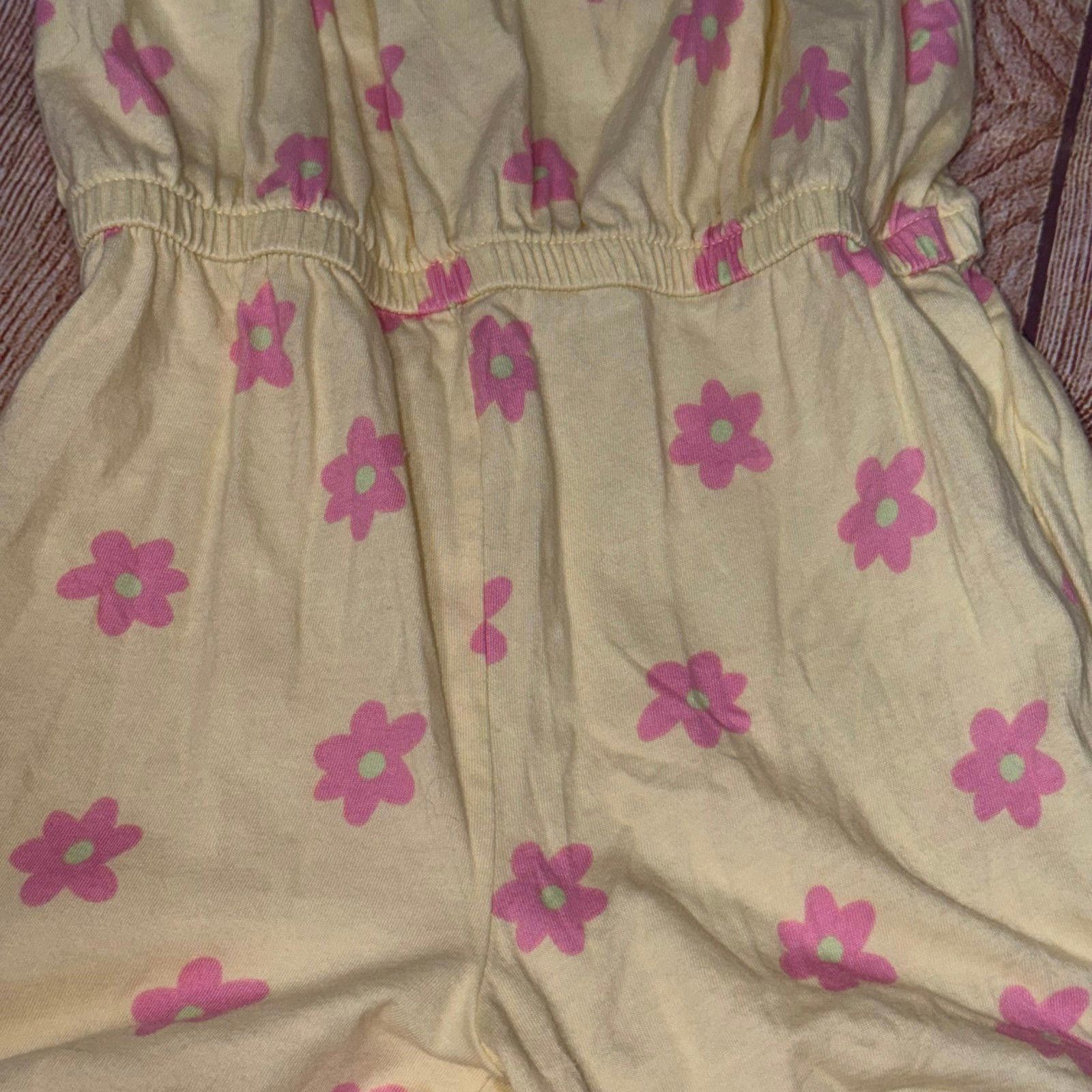 Old Navy Old Navy Girls' Floral Print Romper - Size 6T Size 24" / US 00 / IT 34 - 2 Thumbnail