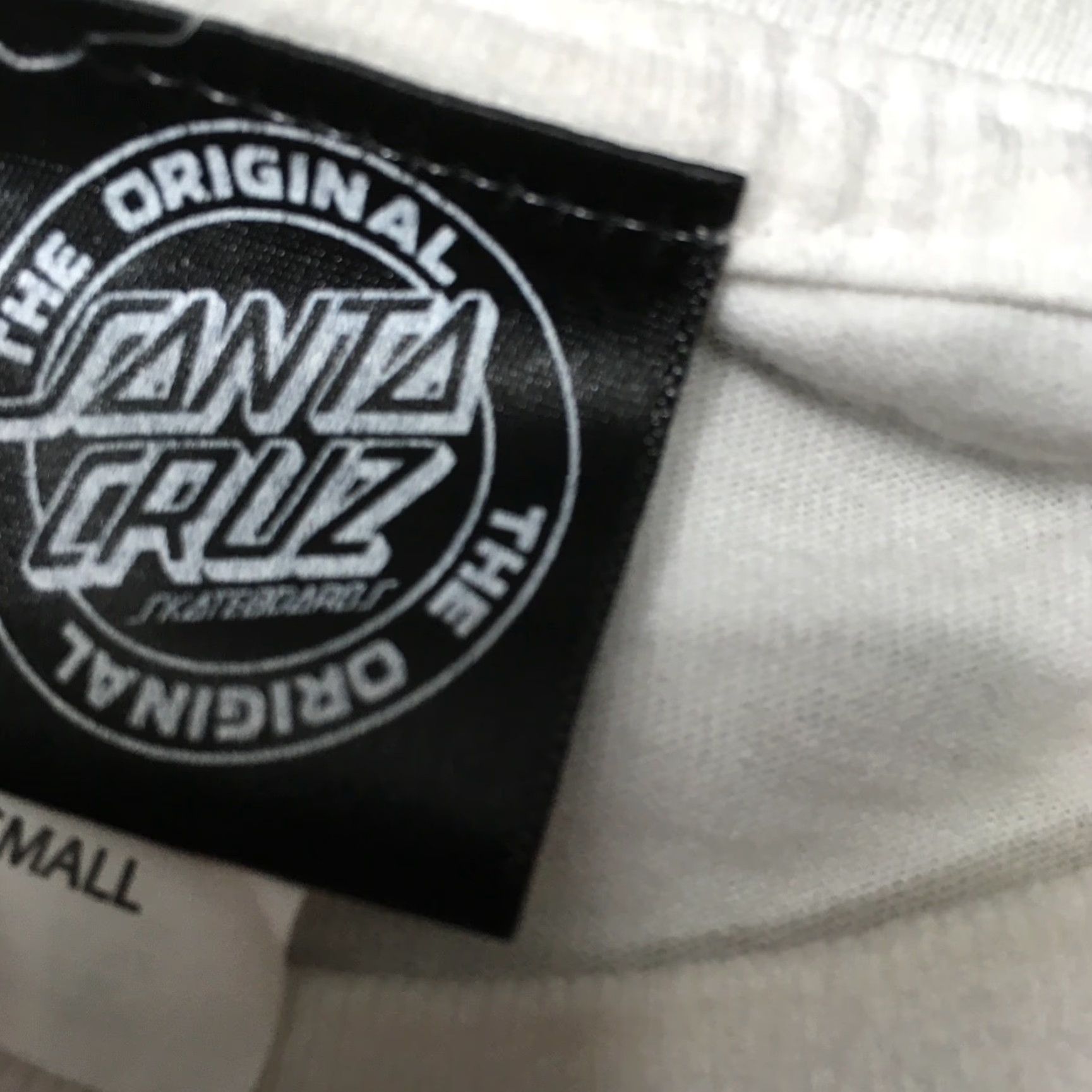 Vintage Santa Cruz SCREAMING HAND Shirt Graphic SMALL White Men XS Socks? Size US S / EU 44-46 / 1 - 6 Thumbnail
