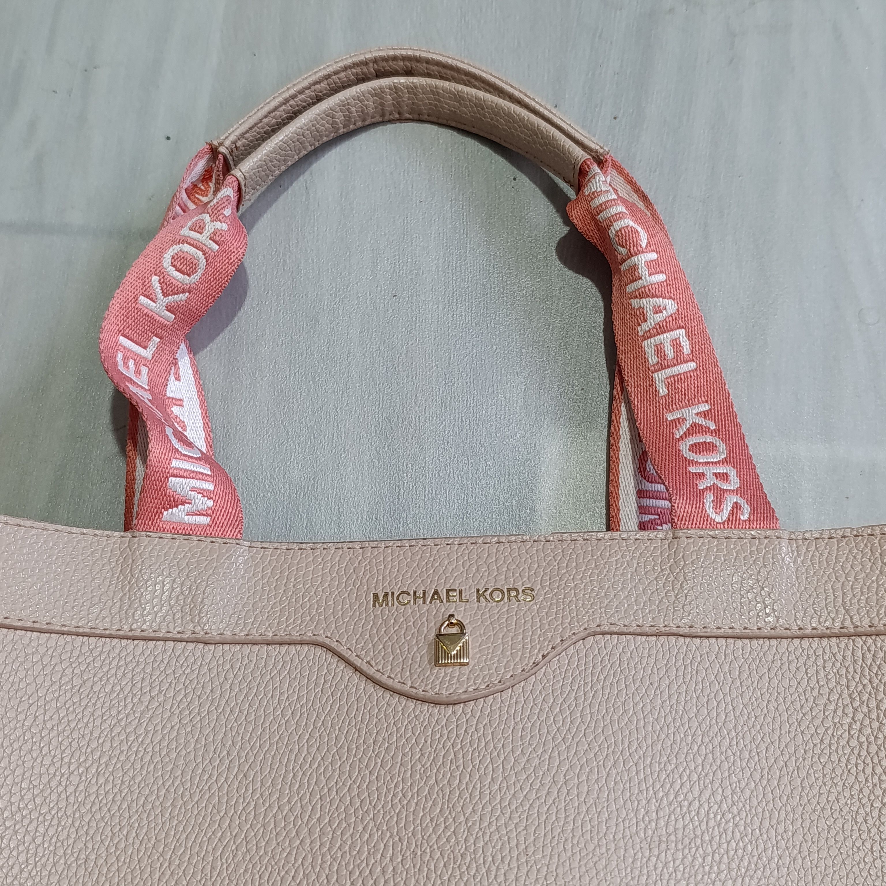Michael Kors Michael Kors Pebbled Limited Edition Textured Leather Pink Size ONE SIZE - 3 Thumbnail