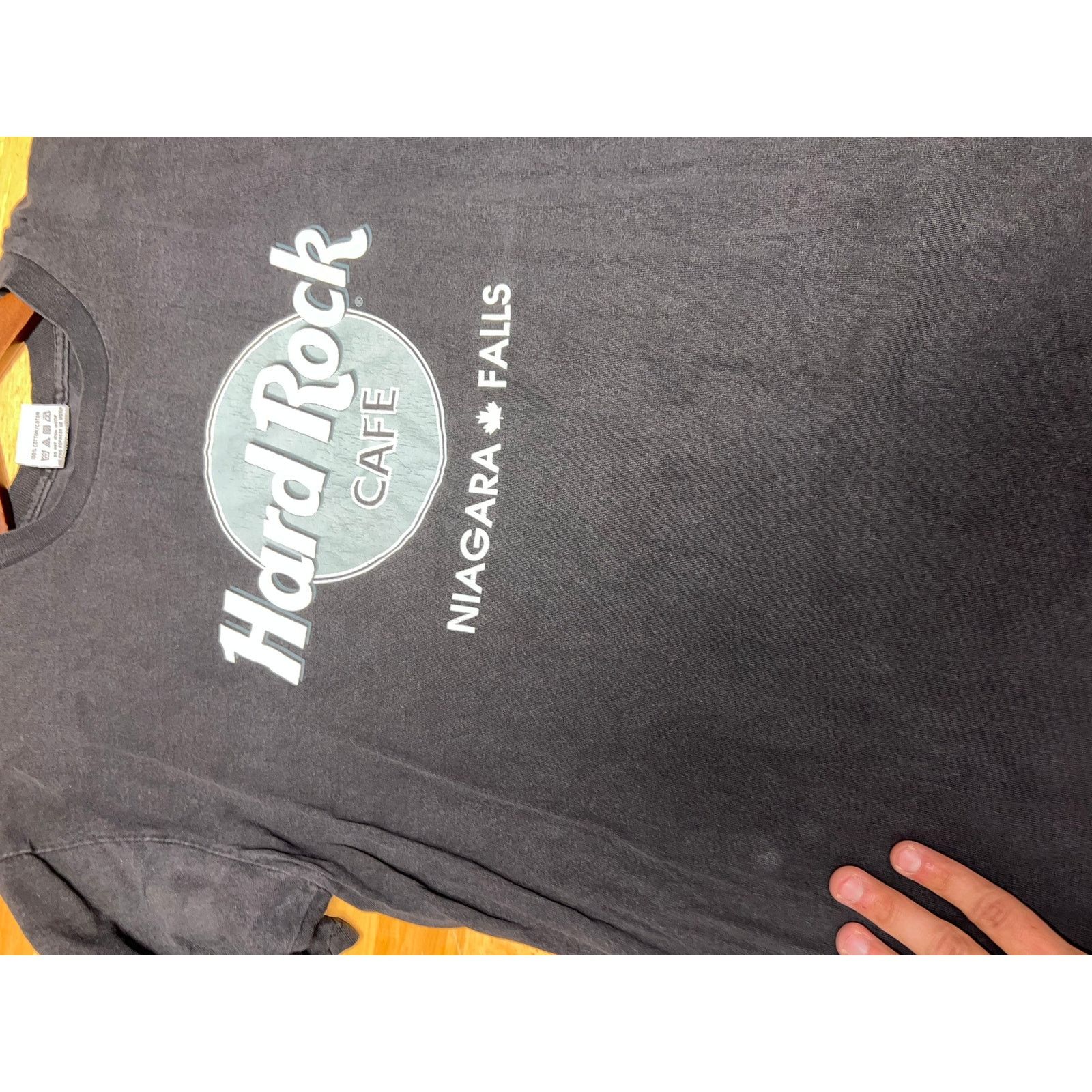 Hard Rock Cafe Vintage Hard Rock Cafe Shirt Niagara Falls Black Tee 90s L Size US L / EU 52-54 / 3 - 6 Thumbnail