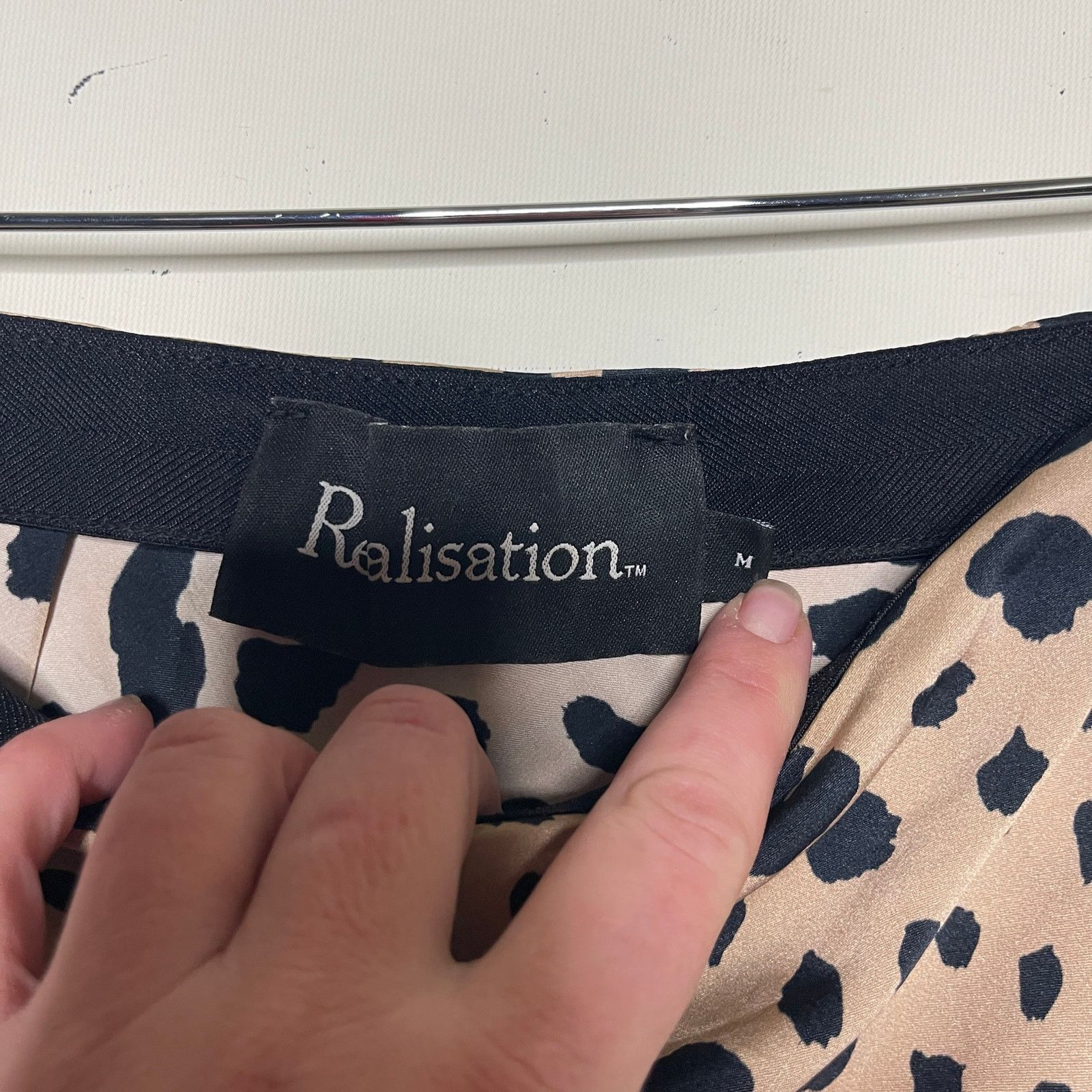 Realisation Par REALISATION The Naomi Silk Skirt Wild Things Leopard Gold M Size 27" / US 4 / IT 40 - 4 Thumbnail