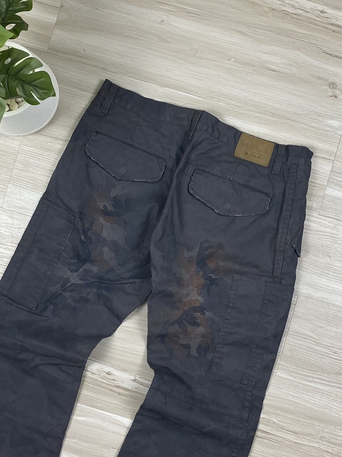 If Six Was Nine × Japanese Brand × L7 Real Hip 2000s L7 real hip cargo pocket pants design camo Size US 32 / EU 48 - 6 Thumbnail