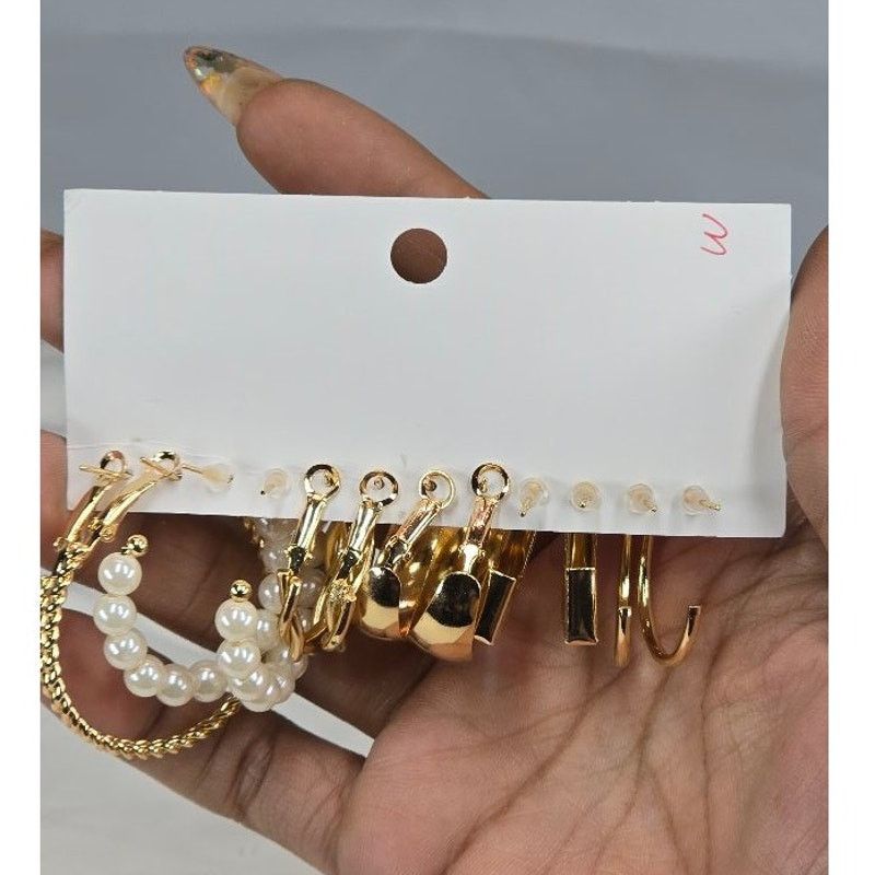 Other 6 Pair Fashion Jewelry Earring Set Gold Hoops Pearls Styles Size ONE SIZE - 4 Thumbnail