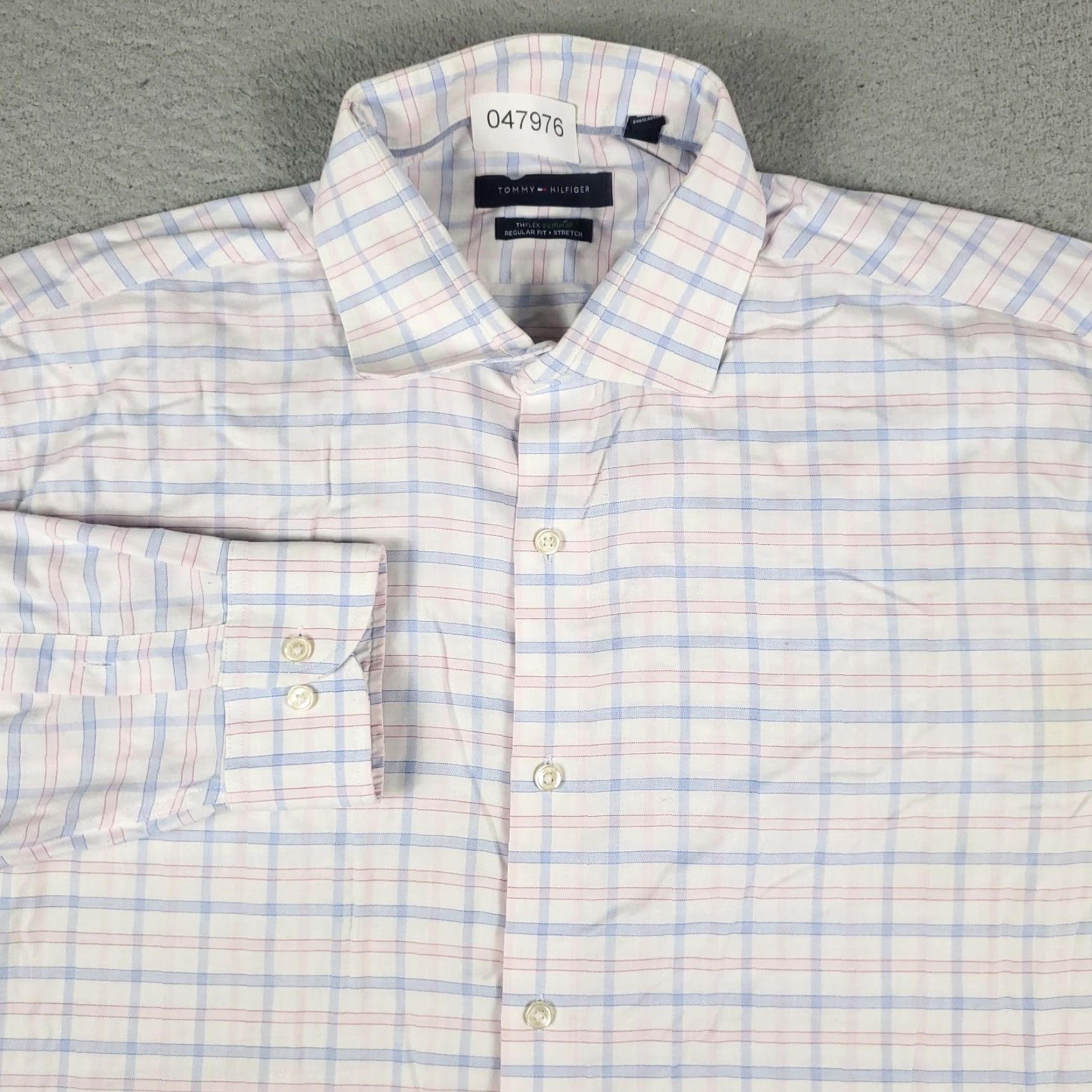 Tommy Hilfiger Tommy Hilfiger Shirt Mens XL Blue Plaid Button-Up Long Sleeve Casual Business Formal Workwear Men’s XL Blue Plaid Shirt Size US XL / EU 56 / 4 - 2 Thumbnail