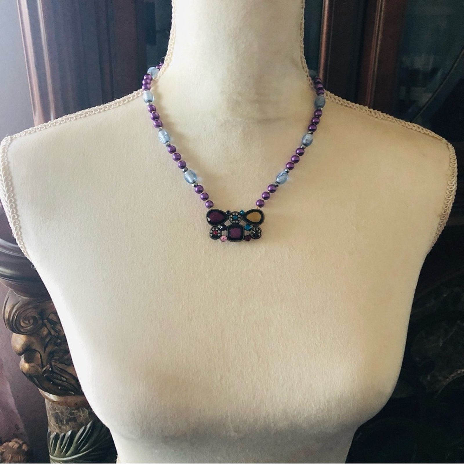 Handmade Handcrafted repurpose regal look pendant Pearl necklace Size ONE SIZE - 5 Thumbnail
