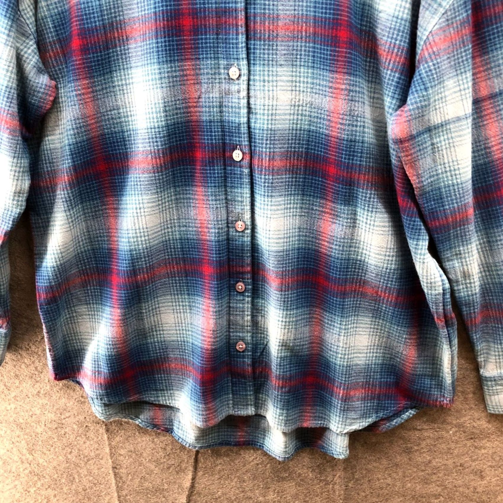 Vintage BP Nordstrom Oversized Flannel Shirt Womens S Blue Red Plaid Boyfriend Shirt Size S / US 4 / IT 40 - 4 Thumbnail