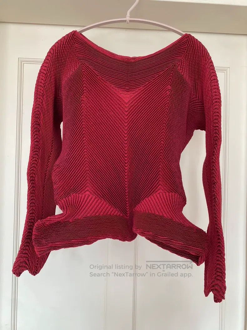 Issey Miyake Issey Miyake Red Long Sleeve Top Size M / US 6-8 / IT 42-44 - 2 Thumbnail