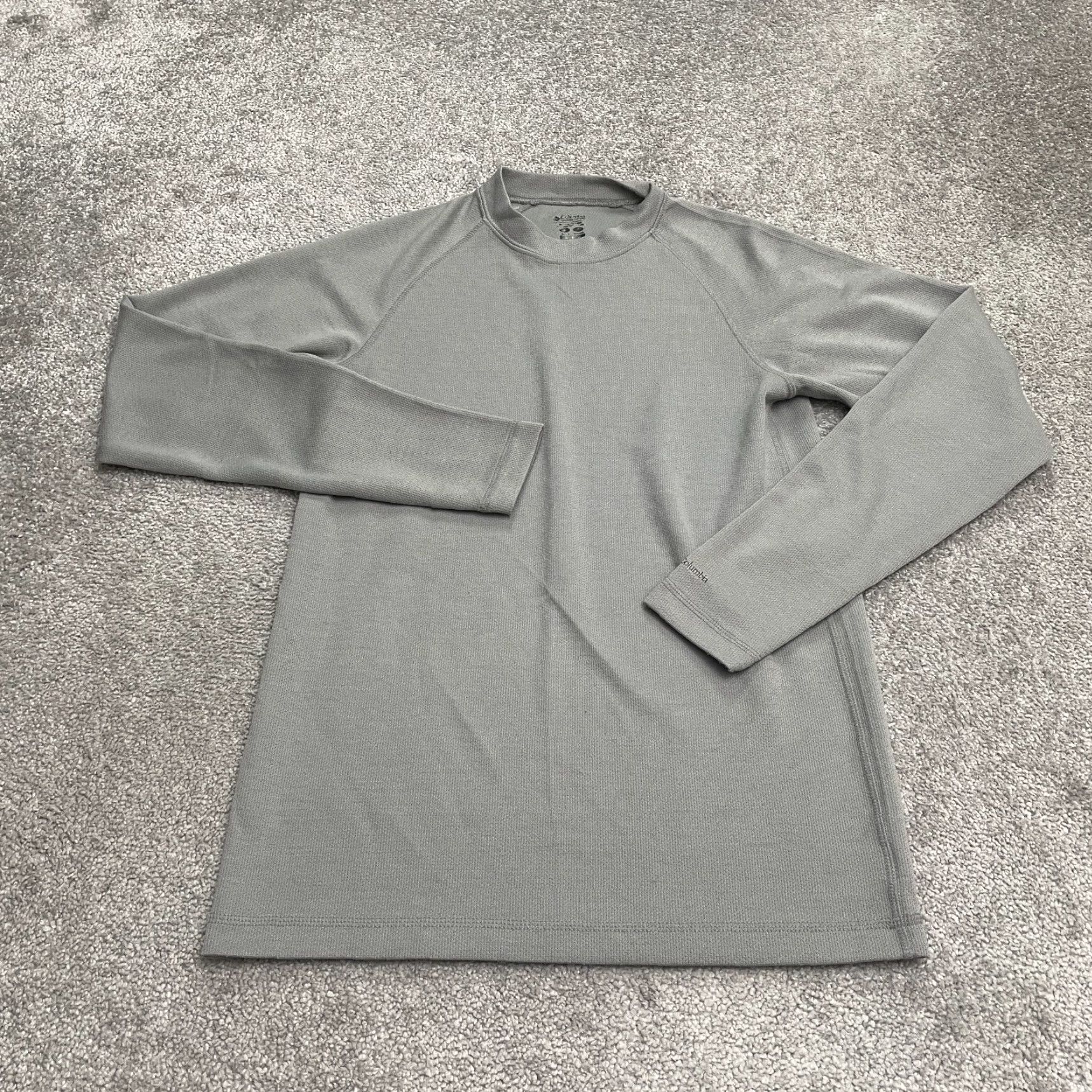 Vintage Columbia Omni Dry T-Shirt Mens Small Gray Crew Neck Long Sleeve Raglan Sleeve Logo Basic Sports Activewear Shirt Mens Regular Size S Gray Size US S / EU 44-46 / 1 - 2 Thumbnail