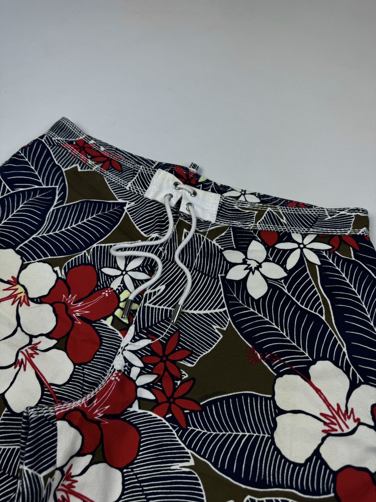 Designer × Dsquared2 DSQUARED2 Floral Flowers Pattern Cotton Shorts Size US 35 - 3 Thumbnail