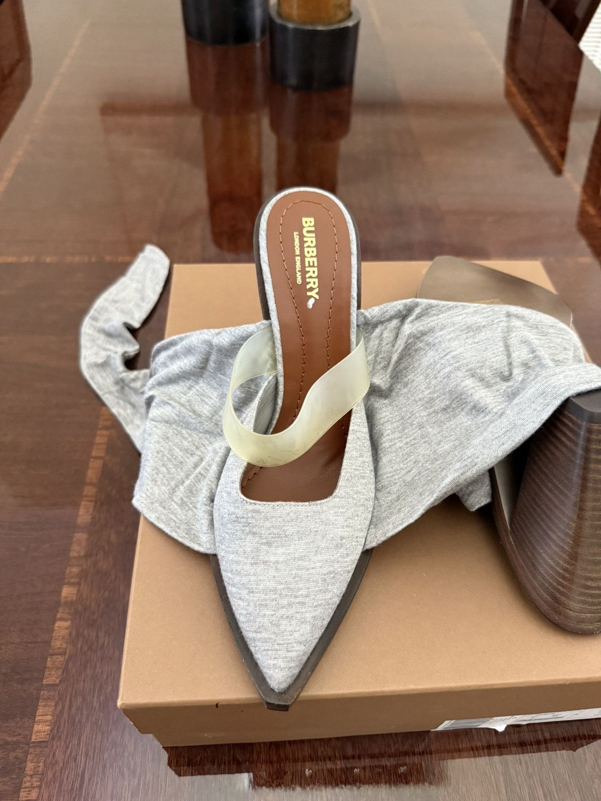 Burberry Burberry Heels Size US 8 / IT 38 - 10 Thumbnail